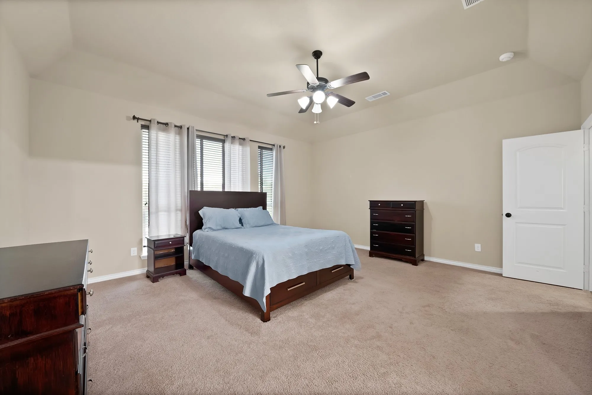 Space for all your furniture and more!