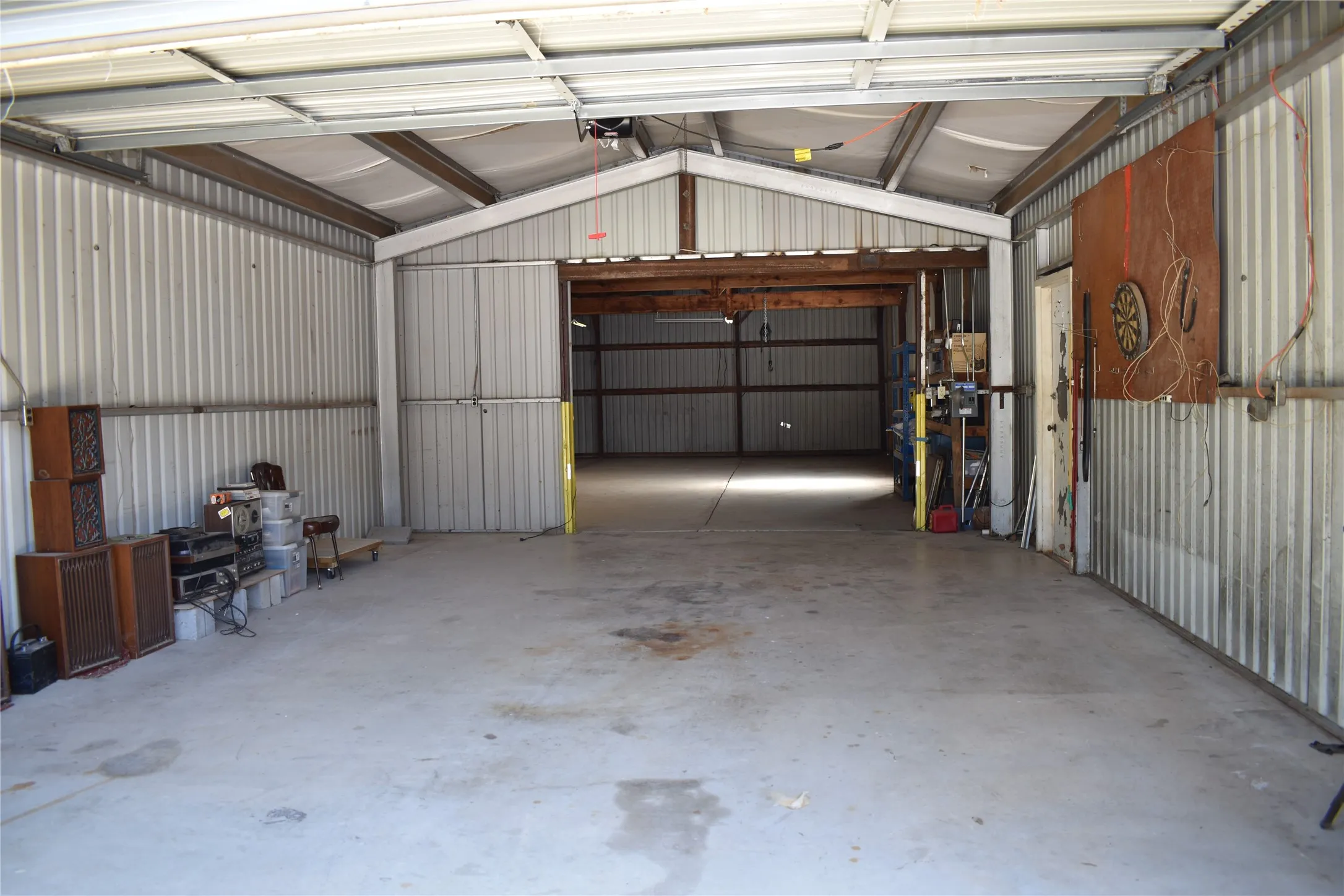 Mobile Home For Sale in Brown County , 7002 Blackbird Lane, Brownwood, Texas 76801, 3 Bedroom, 2 Bathroom, 2 Garage spaces, 1,248 Sqft, built in 1980, mls#21322426, Real Estate Agent in Brownwood, Homes For Sale in Brown county, Homes For Sale in Brownwood, Realtor in Brownwood Texas, Real Estate Brokerage Independent Realty Texas, Luminita Cordes Realtor