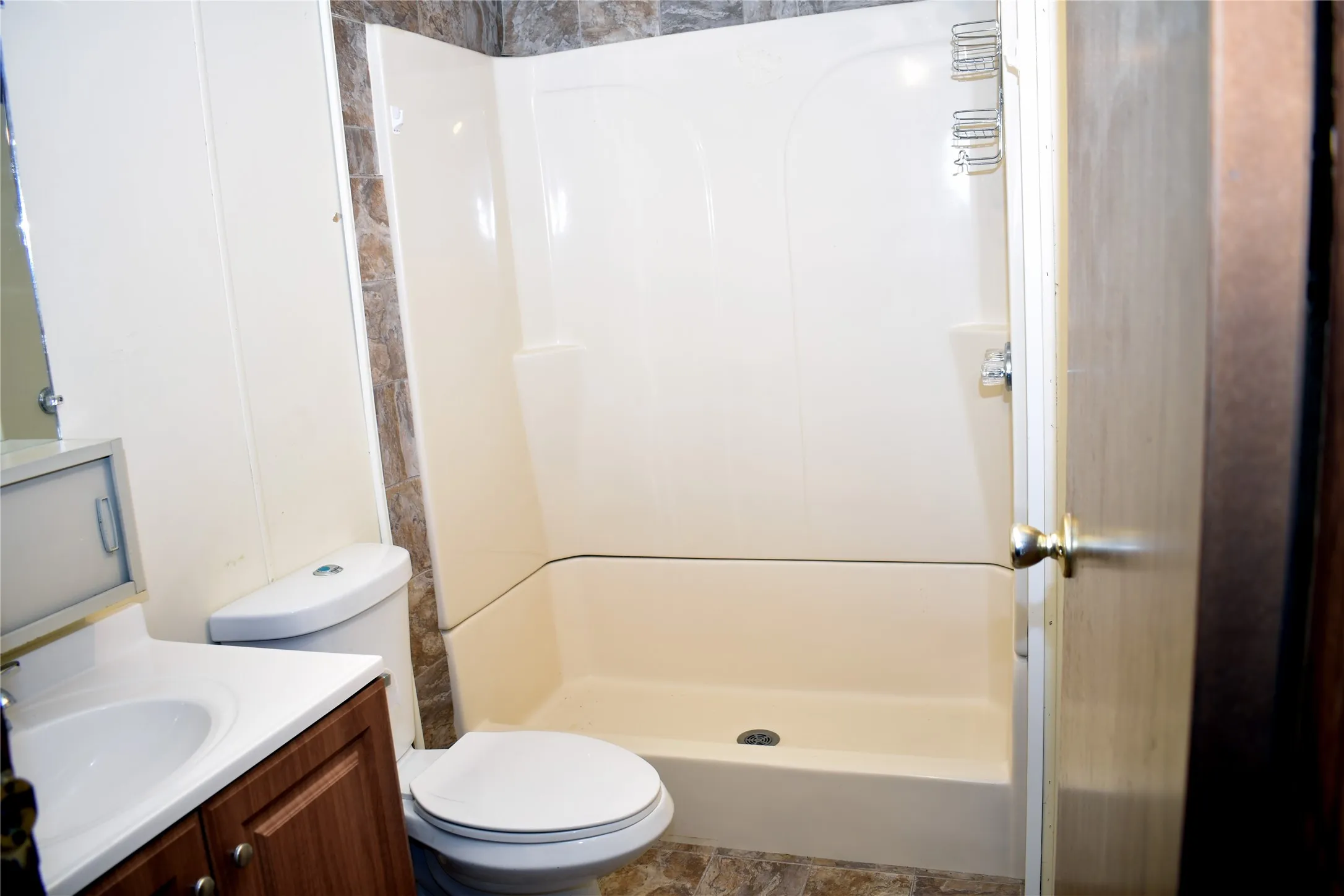 Mobile Home For Sale in Brown County , 7002 Blackbird Lane, Brownwood, Texas 76801, 3 Bedroom, 2 Bathroom, 2 Garage spaces, 1,248 Sqft, built in 1980, mls#21322426, Real Estate Agent in Brownwood, Homes For Sale in Brown county, Homes For Sale in Brownwood, Realtor in Brownwood Texas, Real Estate Brokerage Independent Realty Texas, Luminita Cordes Realtor