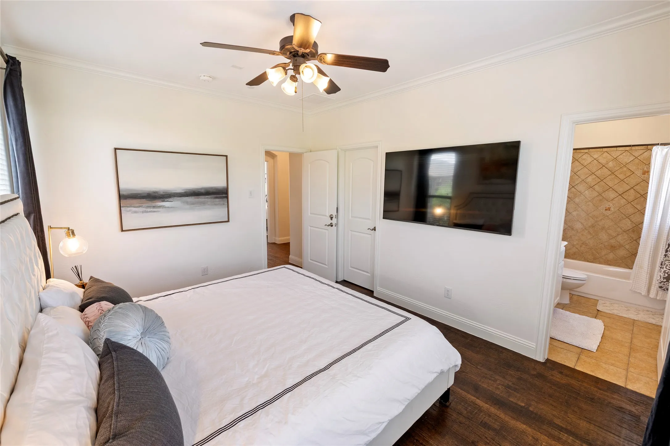 Townhouse For Sale in Collin County , 7424 Bishop Road, Plano, Texas 75024, 3 Bedroom, 4 Bathroom, 2 Garage spaces, 2,089 Sqft, built in 2006, mls#21325164, Real Estate Agent in Plano, Homes For Sale in Collin county, Homes For Sale in Plano, Realtor in Plano Texas, Real Estate Brokerage Independent Realty Texas, Luminita Cordes Realtor