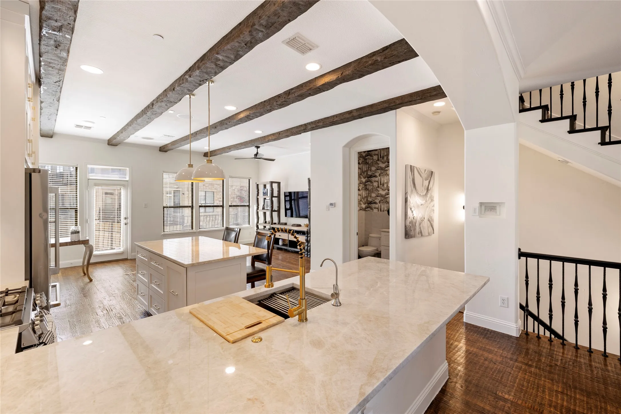 Townhouse For Sale in Collin County , 7424 Bishop Road, Plano, Texas 75024, 3 Bedroom, 4 Bathroom, 2 Garage spaces, 2,089 Sqft, built in 2006, mls#21325164, Real Estate Agent in Plano, Homes For Sale in Collin county, Homes For Sale in Plano, Realtor in Plano Texas, Real Estate Brokerage Independent Realty Texas, Luminita Cordes Realtor