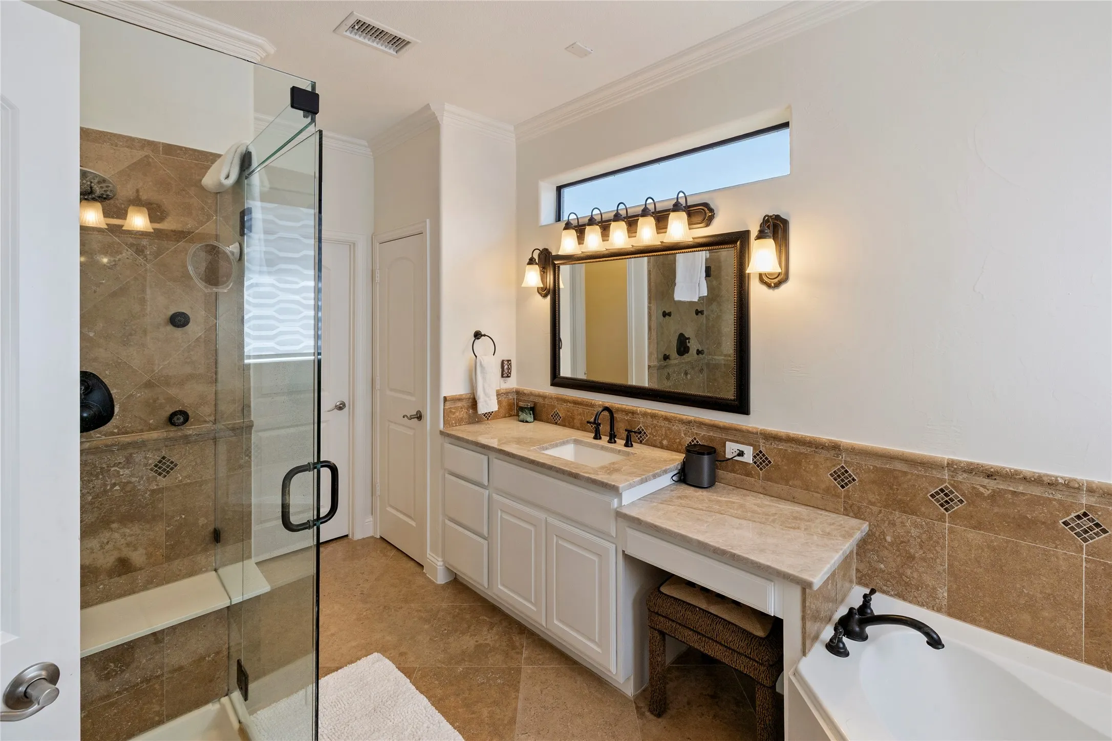 Townhouse For Sale in Collin County , 7424 Bishop Road, Plano, Texas 75024, 3 Bedroom, 4 Bathroom, 2 Garage spaces, 2,089 Sqft, built in 2006, mls#21325164, Real Estate Agent in Plano, Homes For Sale in Collin county, Homes For Sale in Plano, Realtor in Plano Texas, Real Estate Brokerage Independent Realty Texas, Luminita Cordes Realtor