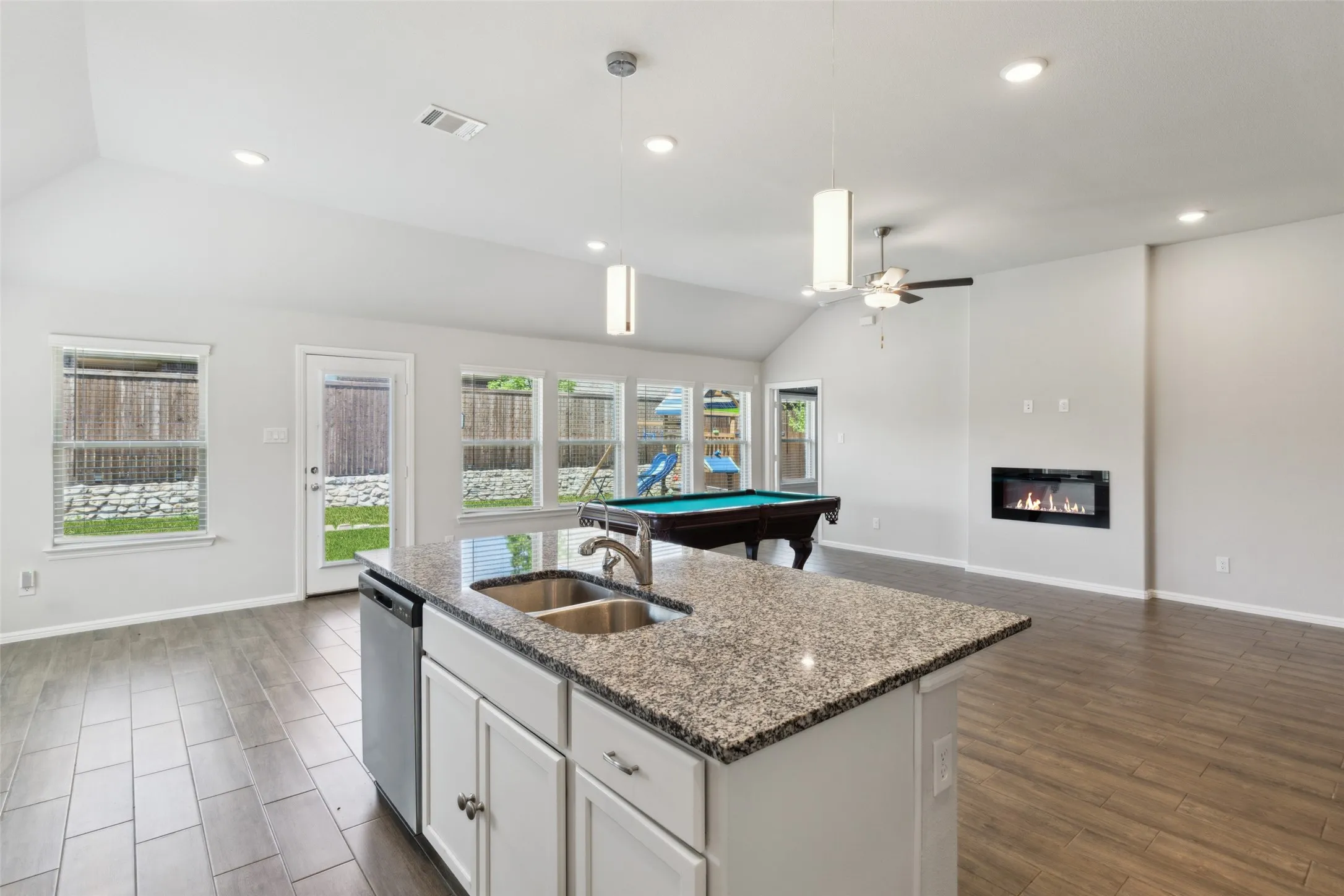 Single Family Residence For Sale in Denton County , 5933 Rostherne Drive, Celina, Texas 76227, 4 Bedroom, 3 Bathroom, 2 Garage spaces, 2,216 Sqft, built in 2023, Price $382,000, mls#21323926, Real Estate Agent in Celina, Homes For Sale in Denton county, Homes For Sale in Celina, Realtor in Celina Texas, Real Estate Brokerage Independent Realty Texas, Luminita Cordes Realtor