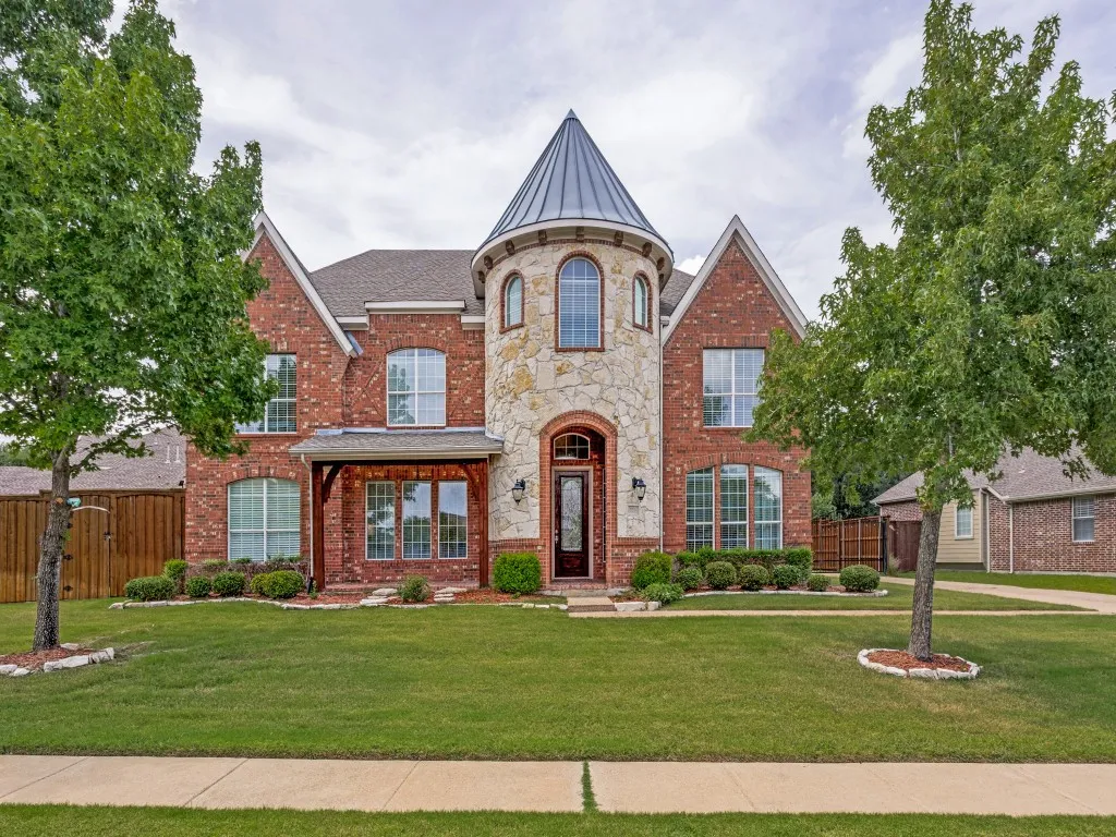 Single Family Residence For Rent in Collin County , 729 Driftwood Drive, Murphy, Texas 75094, 5 Bedroom, 4 Bathroom, 2 Garage spaces, 4,499 Sqft, built in 2004, mls#21325233, Real Estate Agent in Murphy, Homes For Rent in Collin county, Homes For Rent in Murphy, Realtor in Murphy Texas, Real Estate Brokerage Independent Realty Texas, Luminita Cordes Realtor