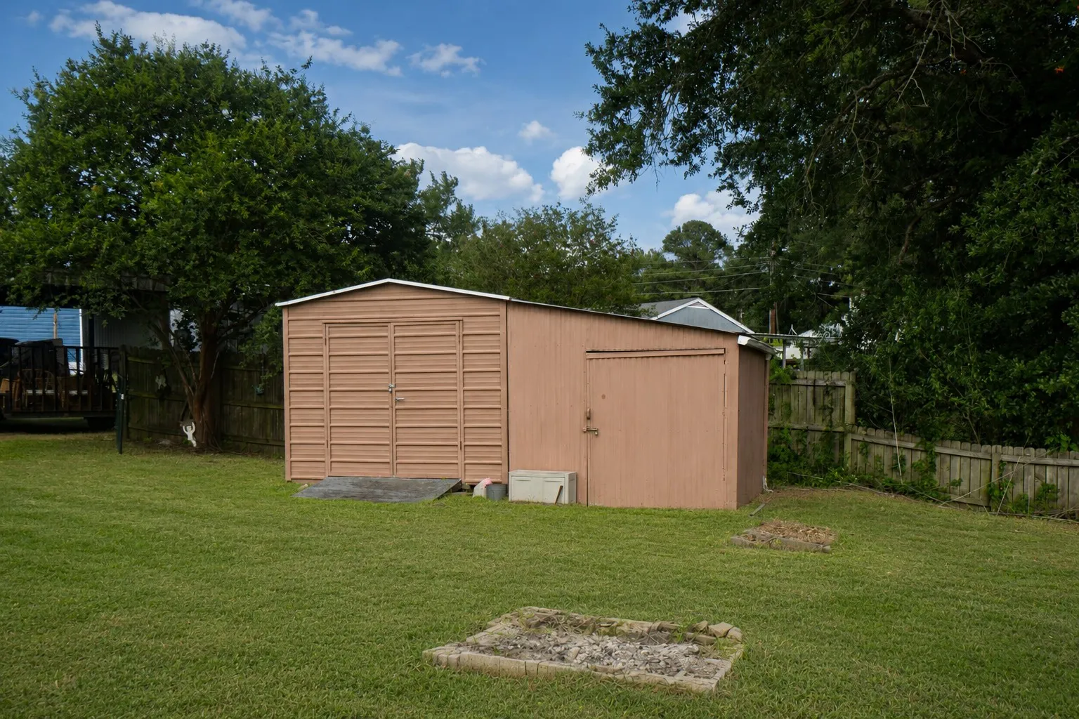 Mobile Home For Sale in Henderson County , 174 Lynn Creek Circle, Mabank, Texas 75156, 2 Bedroom, 1 Bathroom, Garage spaces, 850 Sqft, built in 1994, mls#21322194, Real Estate Agent in Mabank, Homes For Sale in Henderson county, Homes For Sale in Mabank, Realtor in Mabank Texas, Real Estate Brokerage Independent Realty Texas, Luminita Cordes Realtor