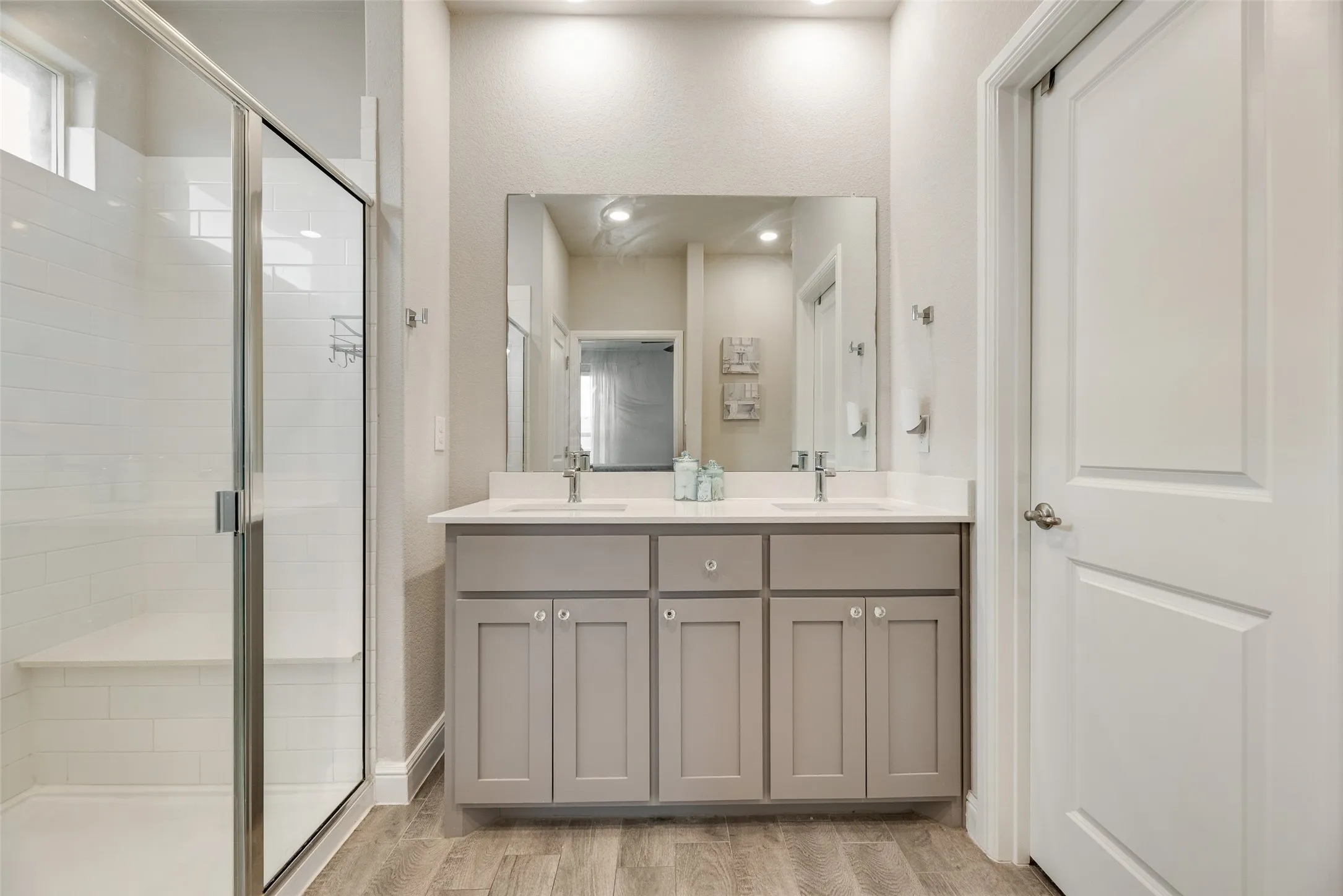 Single Family Residence For Sale in Tarrant County , 517 Frenchpark Drive, Fort Worth, Texas 76052, 4 Bedroom, 2 Bathroom, 2 Garage spaces, 1,672 Sqft, built in 2020, mls#21325262, Real Estate Agent in Fort Worth, Homes For Sale in Tarrant county, Homes For Sale in Fort Worth, Realtor in Fort Worth Texas, Real Estate Brokerage Independent Realty Texas, Luminita Cordes Realtor