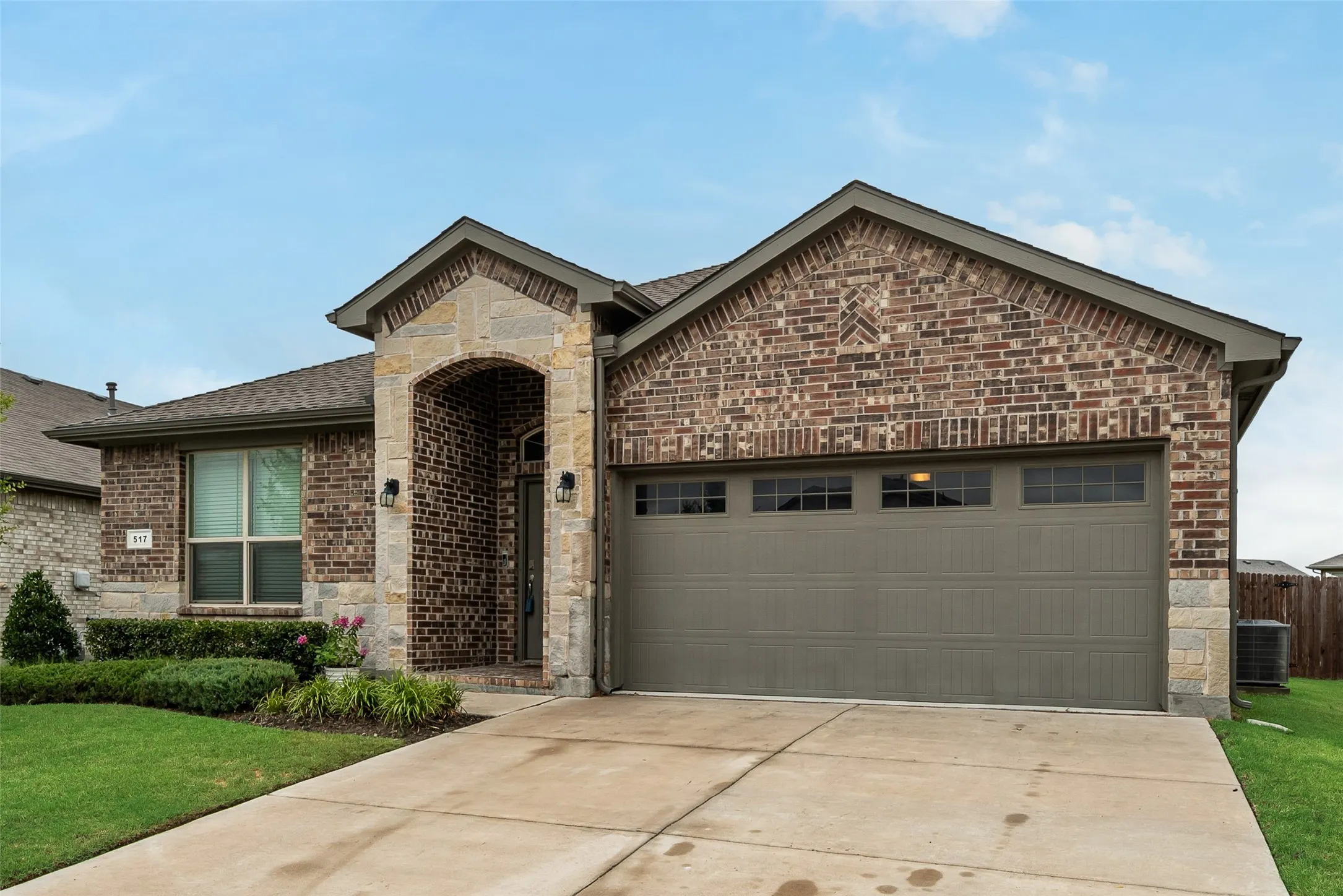 Single Family Residence For Sale in Tarrant County , 517 Frenchpark Drive, Fort Worth, Texas 76052, 4 Bedroom, 2 Bathroom, 2 Garage spaces, 1,672 Sqft, built in 2020, mls#21325262, Real Estate Agent in Fort Worth, Homes For Sale in Tarrant county, Homes For Sale in Fort Worth, Realtor in Fort Worth Texas, Real Estate Brokerage Independent Realty Texas, Luminita Cordes Realtor