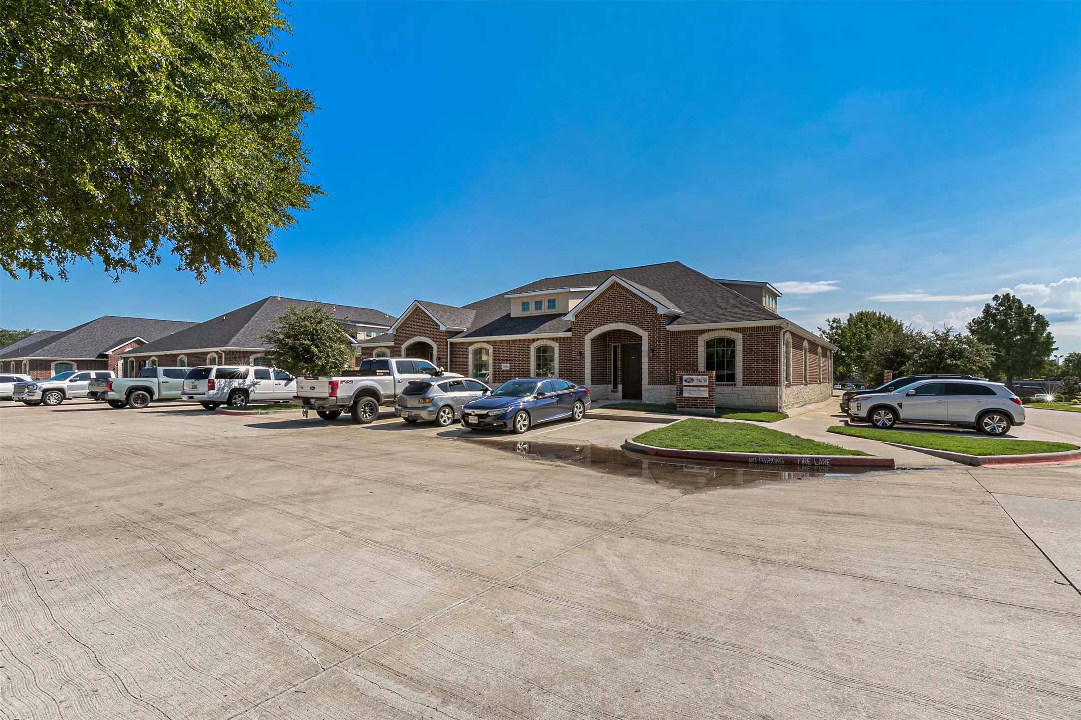 Office For Rent in Collin County , 3600 Eldorado Parkway A200 & A300, Mc Kinney, Texas 75070, 0, 0, Garage spaces, 0 Sqft, built in 2015, Price $23, mls#21325183, Real Estate Agent in Mc Kinney, Homes For Rent in Collin county, Homes For Rent in Mc Kinney, Realtor in Mc Kinney Texas, Real Estate Brokerage Independent Realty Texas, Luminita Cordes Realtor