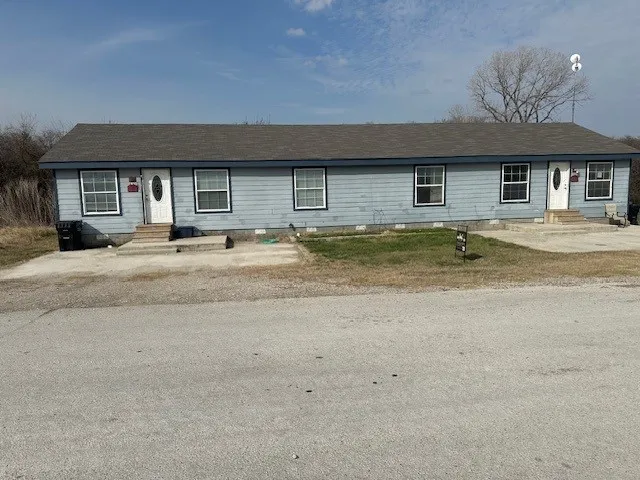 Duplex For Sale in Parker County , 121 Windy Creek, Springtown, Texas 76082, 0, 0, Garage spaces, 0 Sqft, built in 2003, Price $325,000, mls#21325382, Real Estate Agent in Springtown, Homes For Sale in Parker county, Homes For Sale in Springtown, Realtor in Springtown Texas, Real Estate Brokerage Independent Realty Texas, Luminita Cordes Realtor