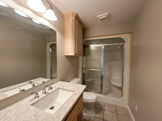 Single Family Residence For Sale in Hood County , 201 Casas Del Sur Street, Granbury, Texas 76049, 5 Bedroom, 5 Bathroom, 2 Garage spaces, 4,626 Sqft, built in 1999, mls#21325340, Real Estate Agent in Granbury, Homes For Sale in Hood county, Homes For Sale in Granbury, Realtor in Granbury Texas, Real Estate Brokerage Independent Realty Texas, Luminita Cordes Realtor