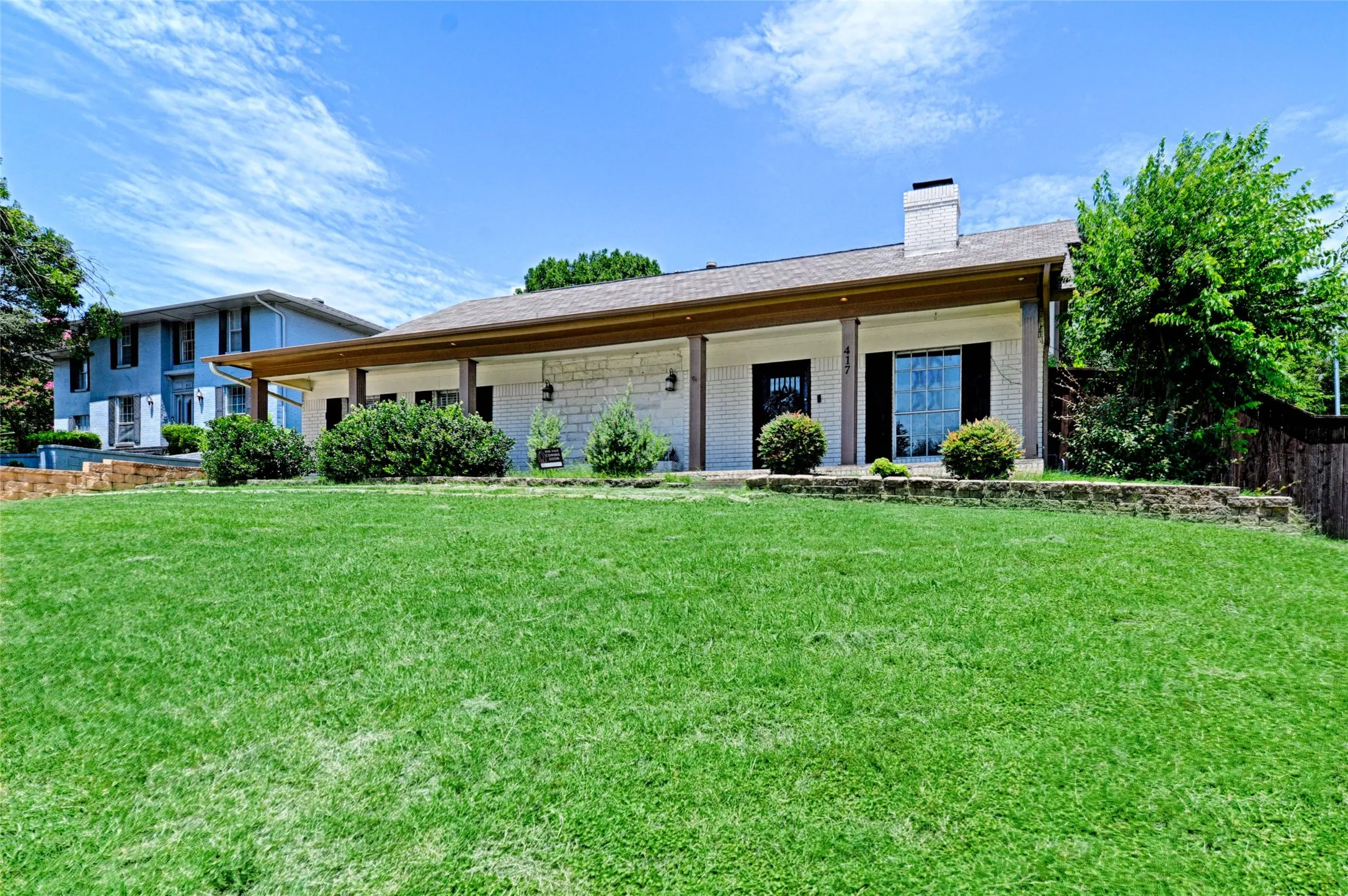 Single Family Residence For Sale in Dallas County , 417 San Jose Street, Irving, Texas 75062, 4 Bedroom, 2 Bathroom, 2 Garage spaces, 2,499 Sqft, built in 1970, mls#21310809, Real Estate Agent in Irving, Homes For Sale in Dallas county, Homes For Sale in Irving, Realtor in Irving Texas, Real Estate Brokerage Independent Realty Texas, Luminita Cordes Realtor