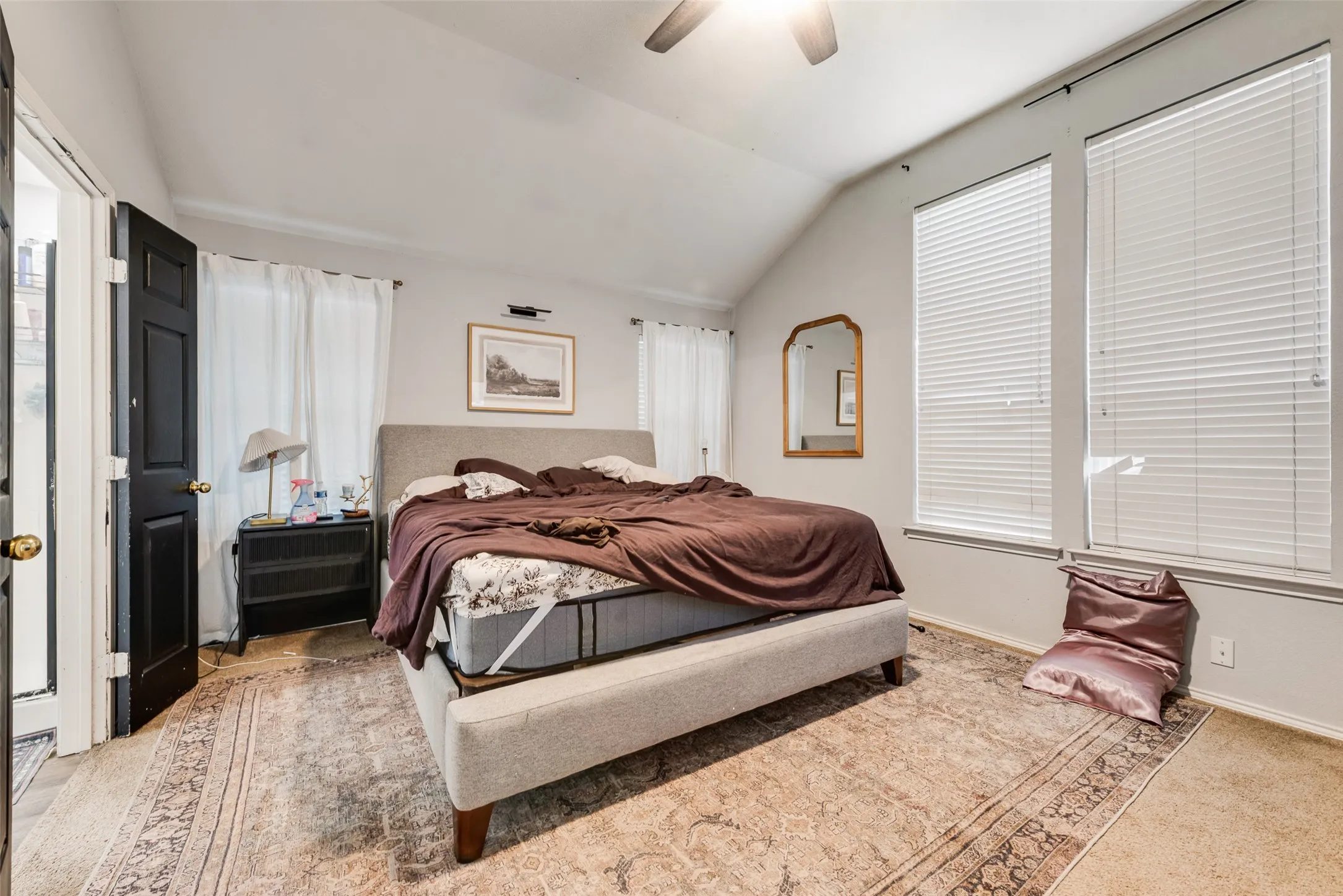 Single Family Residence For Sale in Tarrant County , 8169 Royal Terrace Lane, Fort Worth, Texas 76120, 4 Bedroom, 2 Bathroom, 2 Garage spaces, 1,935 Sqft, built in 2004, mls#21325393, Real Estate Agent in Fort Worth, Homes For Sale in Tarrant county, Homes For Sale in Fort Worth, Realtor in Fort Worth Texas, Real Estate Brokerage Independent Realty Texas, Luminita Cordes Realtor