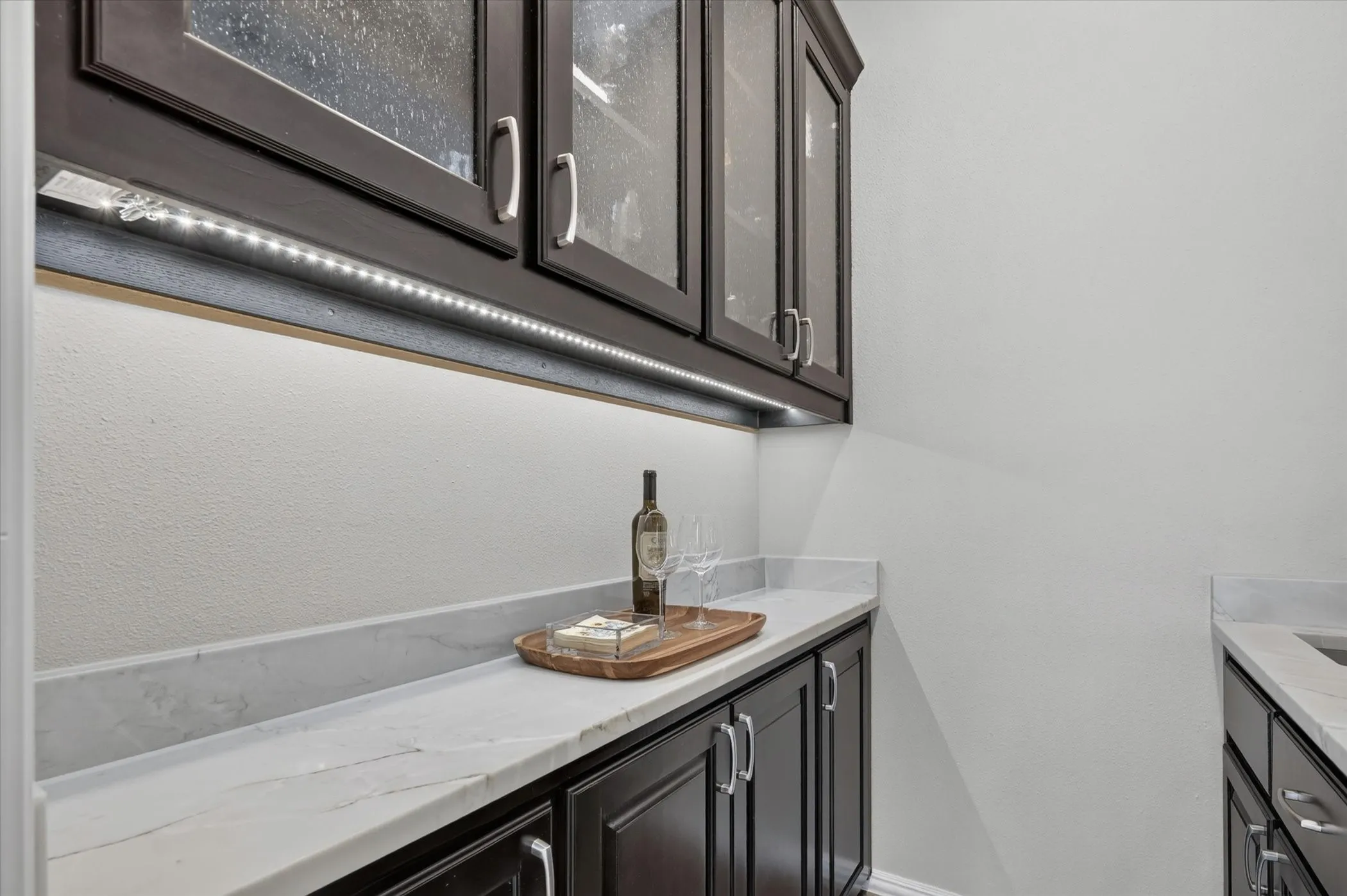 Single Family Residence For Sale in Collin County , 4827 Sandestin Drive, Dallas, Texas 75287, 5 Bedroom, 5 Bathroom, 3 Garage spaces, 4,265 Sqft, built in 1989, mls#21325347, Real Estate Agent in Dallas, Homes For Sale in Collin county, Homes For Sale in Dallas, Realtor in Dallas Texas, Real Estate Brokerage Independent Realty Texas, Luminita Cordes Realtor