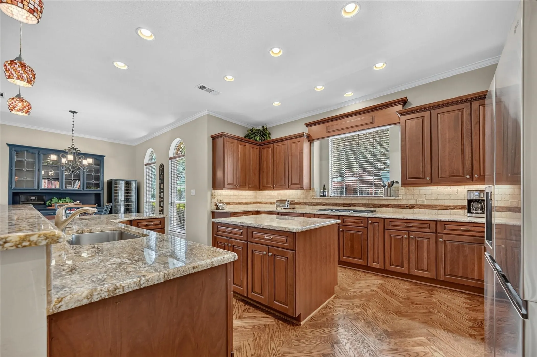 Single Family Residence For Sale in Collin County , 4827 Sandestin Drive, Dallas, Texas 75287, 5 Bedroom, 5 Bathroom, 3 Garage spaces, 4,265 Sqft, built in 1989, mls#21325347, Real Estate Agent in Dallas, Homes For Sale in Collin county, Homes For Sale in Dallas, Realtor in Dallas Texas, Real Estate Brokerage Independent Realty Texas, Luminita Cordes Realtor