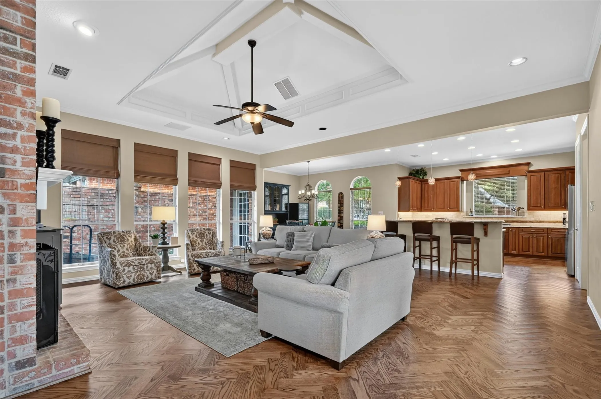 Single Family Residence For Sale in Collin County , 4827 Sandestin Drive, Dallas, Texas 75287, 5 Bedroom, 5 Bathroom, 3 Garage spaces, 4,265 Sqft, built in 1989, mls#21325347, Real Estate Agent in Dallas, Homes For Sale in Collin county, Homes For Sale in Dallas, Realtor in Dallas Texas, Real Estate Brokerage Independent Realty Texas, Luminita Cordes Realtor