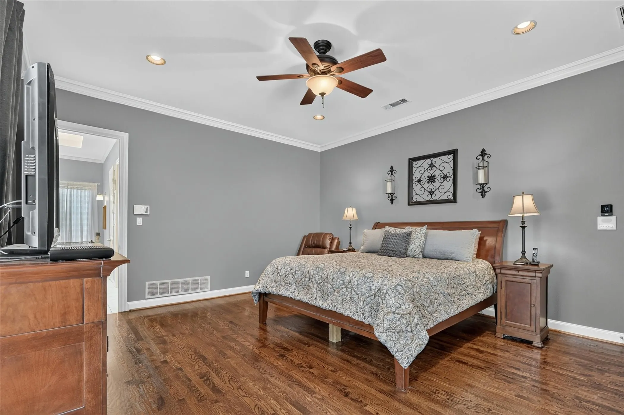 Single Family Residence For Sale in Collin County , 4827 Sandestin Drive, Dallas, Texas 75287, 5 Bedroom, 5 Bathroom, 3 Garage spaces, 4,265 Sqft, built in 1989, mls#21325347, Real Estate Agent in Dallas, Homes For Sale in Collin county, Homes For Sale in Dallas, Realtor in Dallas Texas, Real Estate Brokerage Independent Realty Texas, Luminita Cordes Realtor