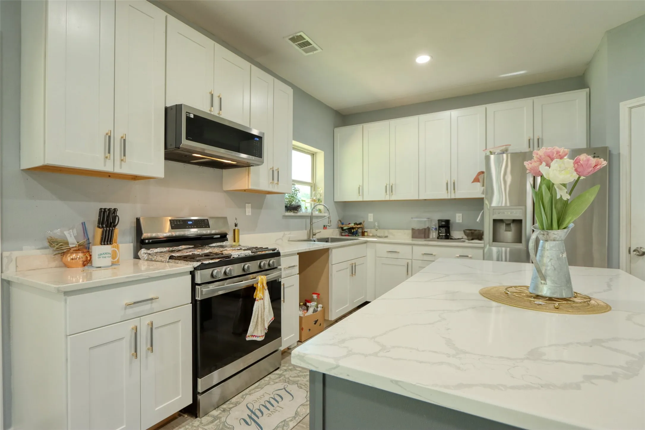 Single Family Residence For Sale in Navarro County , 7196 Fm 1129, Chatfield, Texas 75105, 3 Bedroom, 3 Bathroom, 1 Garage spaces, 2,168 Sqft, built in 2023, mls#21325210, Real Estate Agent in Chatfield, Homes For Sale in Navarro county, Homes For Sale in Chatfield, Realtor in Chatfield Texas, Real Estate Brokerage Independent Realty Texas, Luminita Cordes Realtor