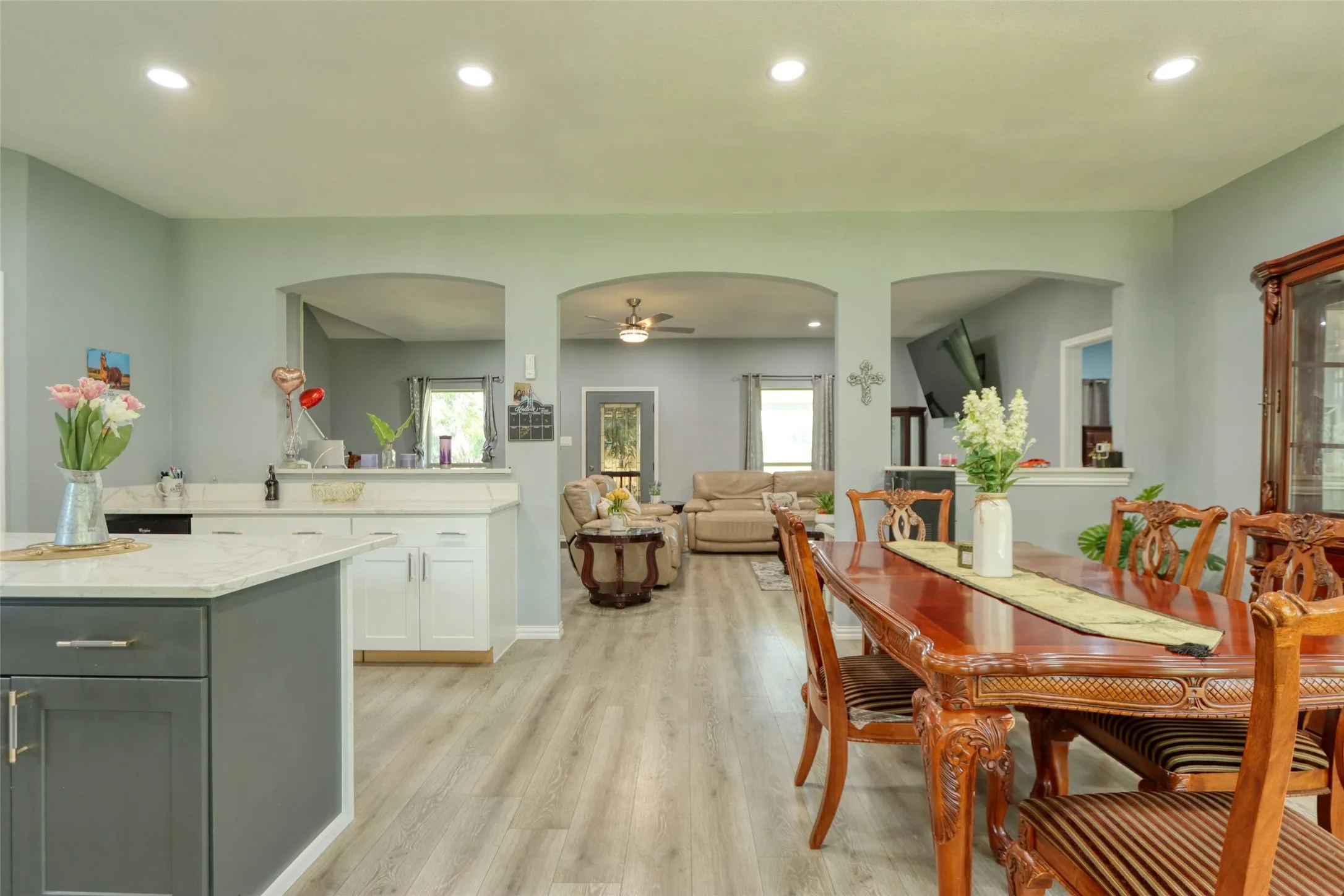 Single Family Residence For Sale in Navarro County , 7196 Fm 1129, Chatfield, Texas 75105, 3 Bedroom, 3 Bathroom, 1 Garage spaces, 2,168 Sqft, built in 2023, mls#21325210, Real Estate Agent in Chatfield, Homes For Sale in Navarro county, Homes For Sale in Chatfield, Realtor in Chatfield Texas, Real Estate Brokerage Independent Realty Texas, Luminita Cordes Realtor