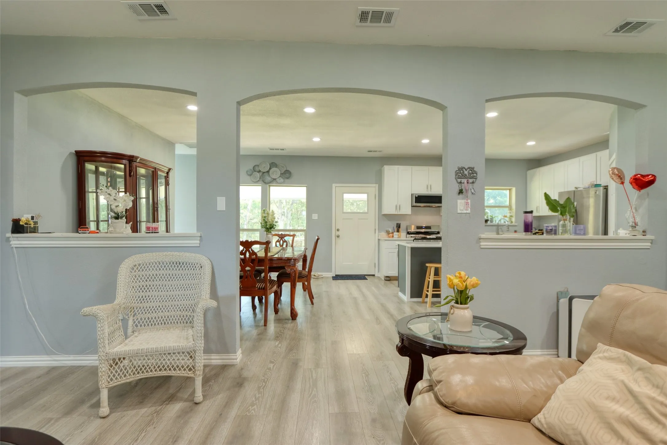 Single Family Residence For Sale in Navarro County , 7196 Fm 1129, Chatfield, Texas 75105, 3 Bedroom, 3 Bathroom, 1 Garage spaces, 2,168 Sqft, built in 2023, mls#21325210, Real Estate Agent in Chatfield, Homes For Sale in Navarro county, Homes For Sale in Chatfield, Realtor in Chatfield Texas, Real Estate Brokerage Independent Realty Texas, Luminita Cordes Realtor