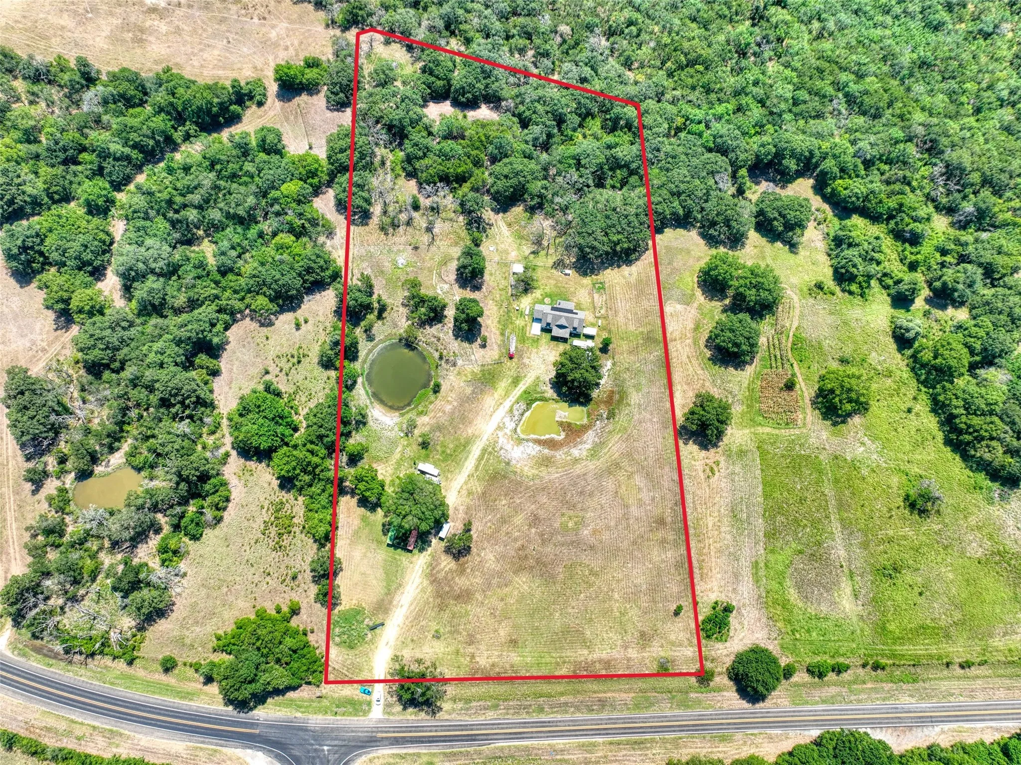 Single Family Residence For Sale in Navarro County , 7196 Fm 1129, Chatfield, Texas 75105, 3 Bedroom, 3 Bathroom, 1 Garage spaces, 2,168 Sqft, built in 2023, mls#21325210, Real Estate Agent in Chatfield, Homes For Sale in Navarro county, Homes For Sale in Chatfield, Realtor in Chatfield Texas, Real Estate Brokerage Independent Realty Texas, Luminita Cordes Realtor