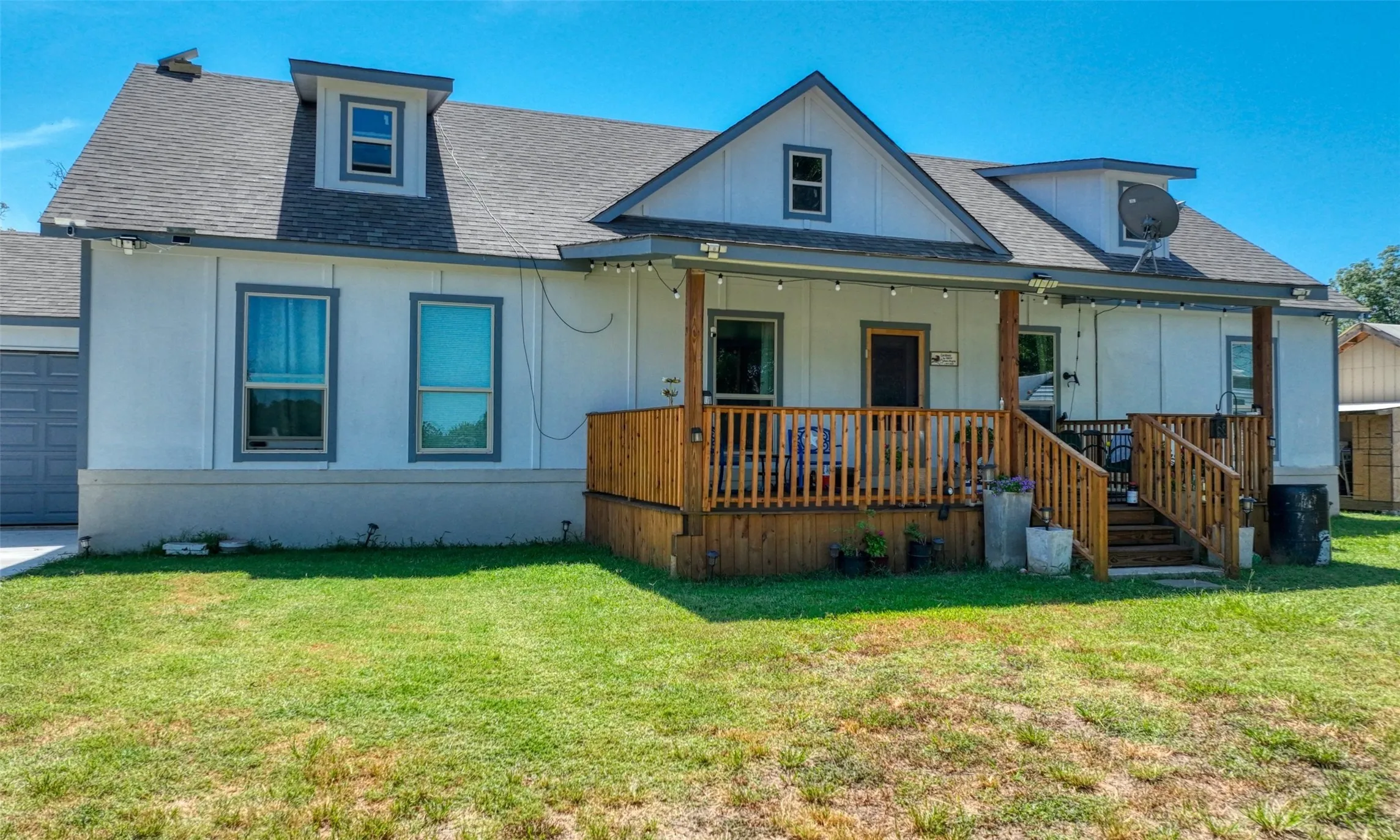 Single Family Residence For Sale in Navarro County , 7196 Fm 1129, Chatfield, Texas 75105, 3 Bedroom, 3 Bathroom, 1 Garage spaces, 2,168 Sqft, built in 2023, mls#21325210, Real Estate Agent in Chatfield, Homes For Sale in Navarro county, Homes For Sale in Chatfield, Realtor in Chatfield Texas, Real Estate Brokerage Independent Realty Texas, Luminita Cordes Realtor