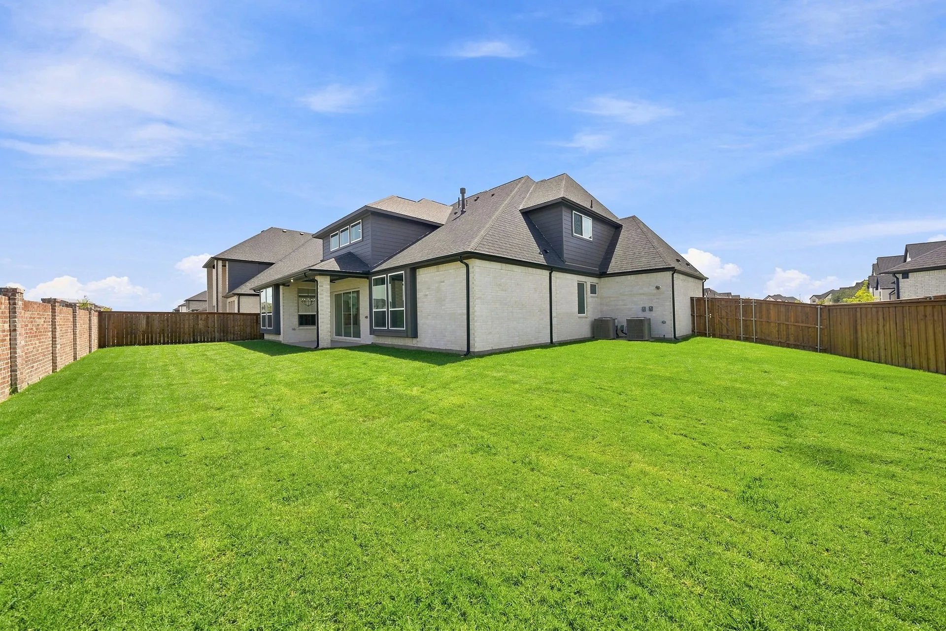 Single Family Residence For Sale in Denton County , 472 Barcara Lane, Frisco, Texas 75033, 5 Bedroom, 4 Bathroom, 3 Garage spaces, 3,649 Sqft, built in 2026, mls#21325406, Real Estate Agent in Frisco, Homes For Sale in Denton county, Homes For Sale in Frisco, Realtor in Frisco Texas, Real Estate Brokerage Independent Realty Texas, Luminita Cordes Realtor