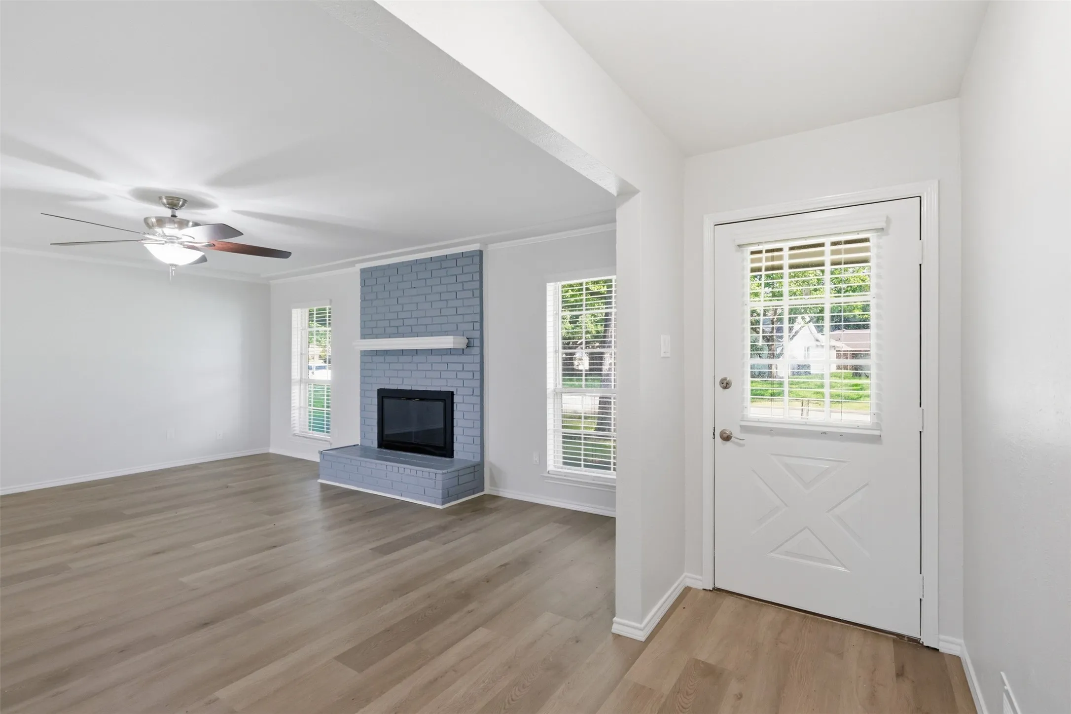 Single Family Residence For Sale in Dallas County , 250 Creekside Lane, Coppell, Texas 75019, 3 Bedroom, 2 Bathroom, 2 Garage spaces, 1,610 Sqft, built in 1984, mls#21325293, Real Estate Agent in Coppell, Homes For Sale in Dallas county, Homes For Sale in Coppell, Realtor in Coppell Texas, Real Estate Brokerage Independent Realty Texas, Luminita Cordes Realtor