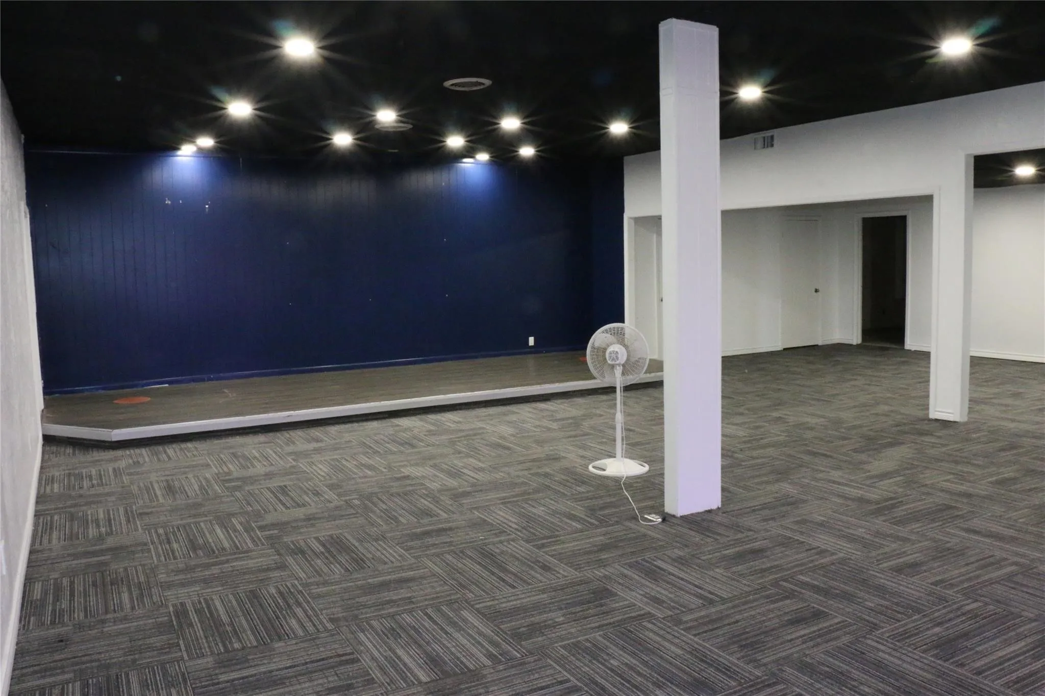 Business For Rent in Dallas County , 8210 Schrade Road, Rowlett, Texas 75088, 0, 0, Garage spaces, 0 Sqft, built in 1975, Price $4,495, mls#21325435, Real Estate Agent in Rowlett, Homes For Rent in Dallas county, Homes For Rent in Rowlett, Realtor in Rowlett Texas, Real Estate Brokerage Independent Realty Texas, Luminita Cordes Realtor