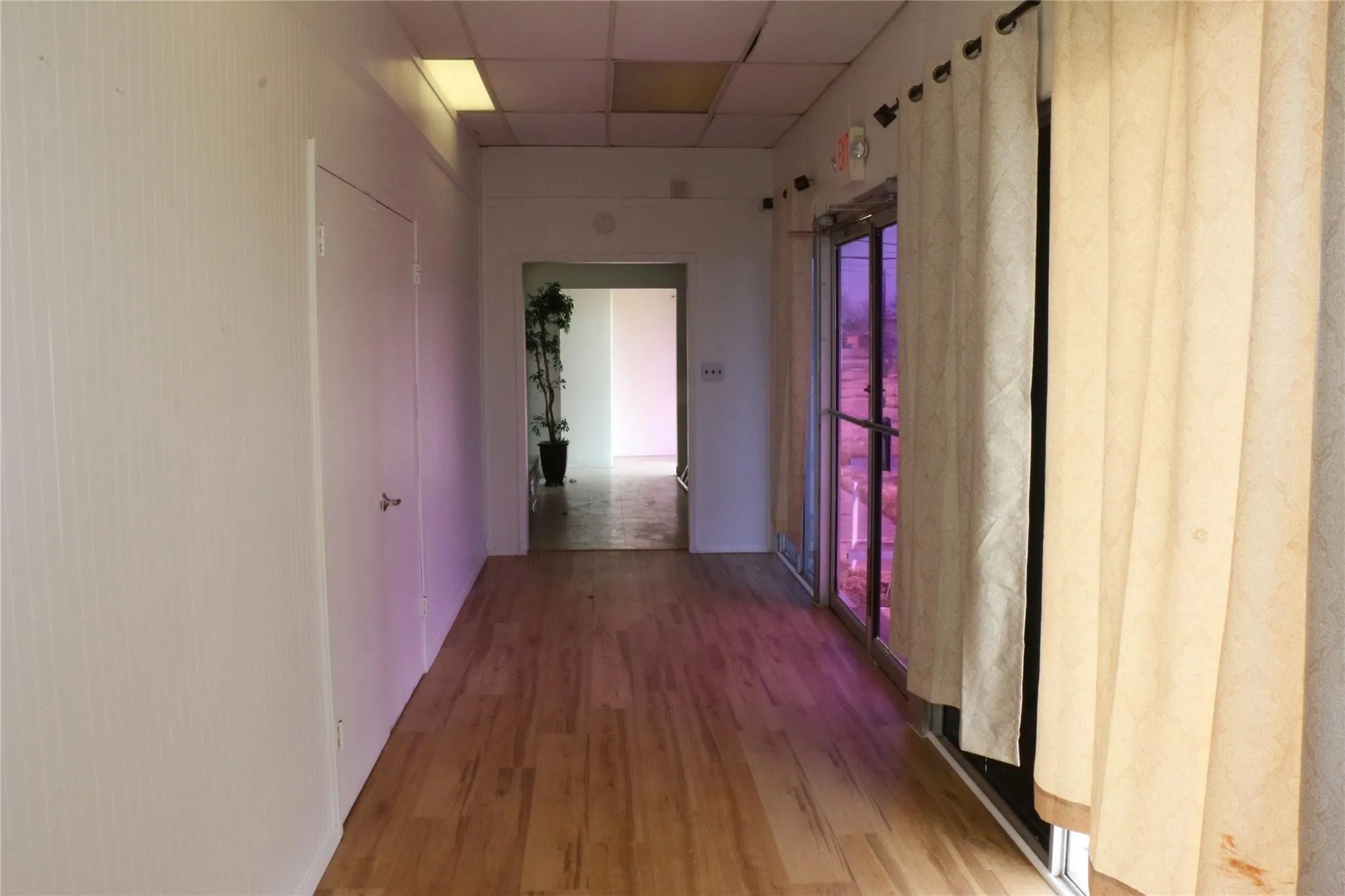 Business For Rent in Dallas County , 8210 Schrade Road, Rowlett, Texas 75088, 0, 0, Garage spaces, 0 Sqft, built in 1975, Price $4,495, mls#21325435, Real Estate Agent in Rowlett, Homes For Rent in Dallas county, Homes For Rent in Rowlett, Realtor in Rowlett Texas, Real Estate Brokerage Independent Realty Texas, Luminita Cordes Realtor