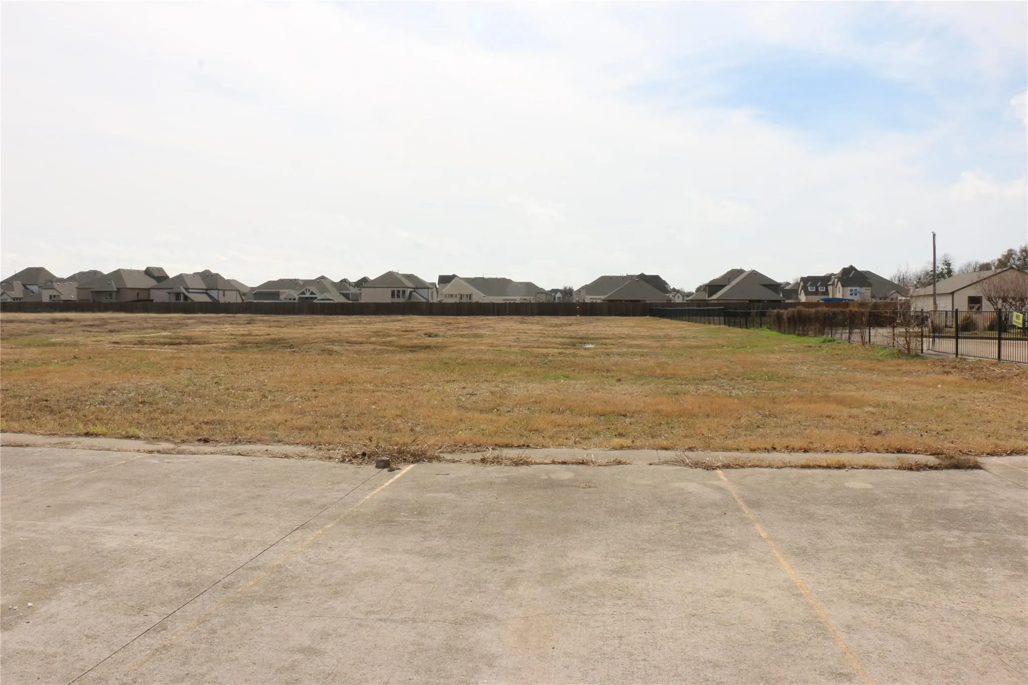 Business For Rent in Dallas County , 8210 Schrade Road, Rowlett, Texas 75088, 0, 0, Garage spaces, 0 Sqft, built in 1975, Price $4,495, mls#21325435, Real Estate Agent in Rowlett, Homes For Rent in Dallas county, Homes For Rent in Rowlett, Realtor in Rowlett Texas, Real Estate Brokerage Independent Realty Texas, Luminita Cordes Realtor