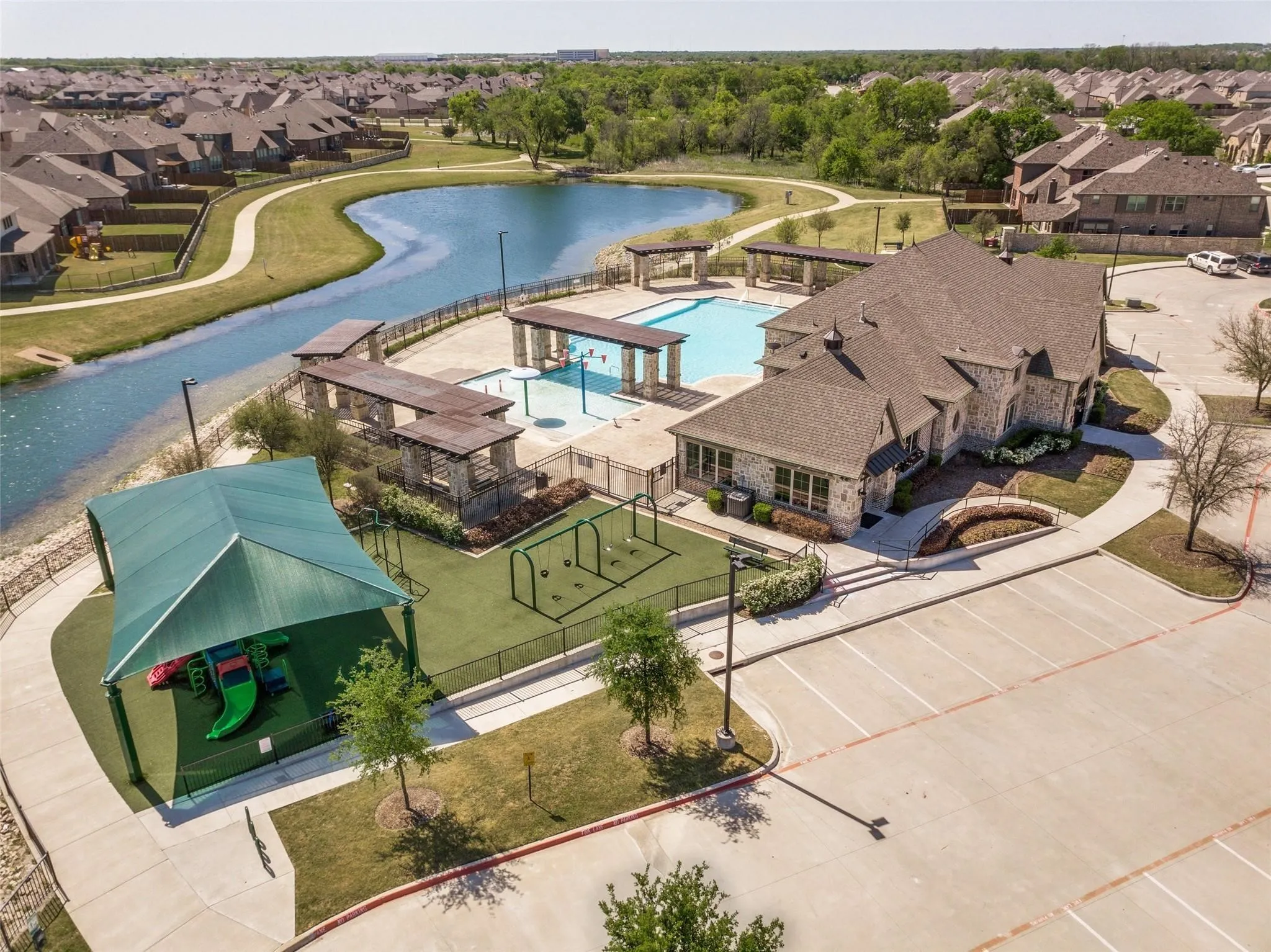 Single Family Residence For Sale in Collin County , 2818 Chestnut Lane, Melissa, Texas 75454, 5 Bedroom, 3 Bathroom, 3 Garage spaces, 2,177 Sqft, built in 2019, mls#21325374, Real Estate Agent in Melissa, Homes For Sale in Collin county, Homes For Sale in Melissa, Realtor in Melissa Texas, Real Estate Brokerage Independent Realty Texas, Luminita Cordes Realtor