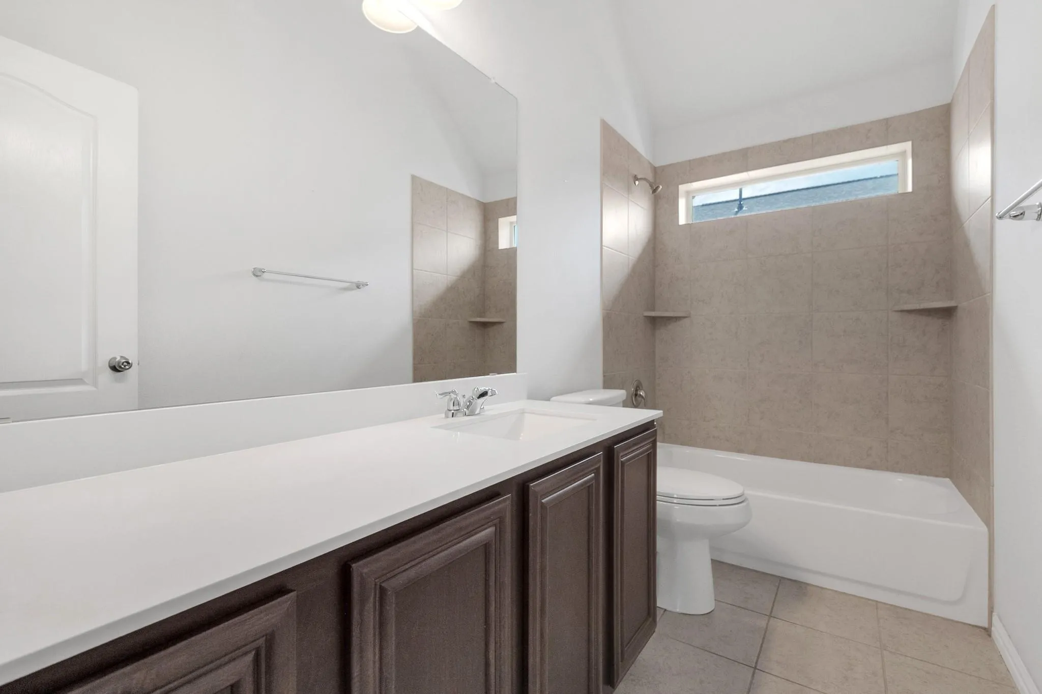 Single Family Residence For Sale in Collin County , 2818 Chestnut Lane, Melissa, Texas 75454, 5 Bedroom, 3 Bathroom, 3 Garage spaces, 2,177 Sqft, built in 2019, mls#21325374, Real Estate Agent in Melissa, Homes For Sale in Collin county, Homes For Sale in Melissa, Realtor in Melissa Texas, Real Estate Brokerage Independent Realty Texas, Luminita Cordes Realtor