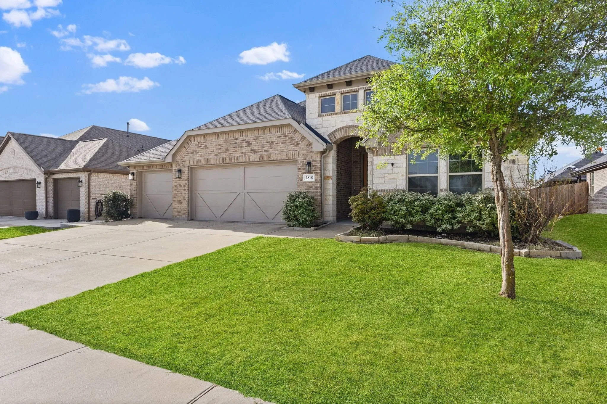 Single Family Residence For Sale in Collin County , 2818 Chestnut Lane, Melissa, Texas 75454, 5 Bedroom, 3 Bathroom, 3 Garage spaces, 2,177 Sqft, built in 2019, mls#21325374, Real Estate Agent in Melissa, Homes For Sale in Collin county, Homes For Sale in Melissa, Realtor in Melissa Texas, Real Estate Brokerage Independent Realty Texas, Luminita Cordes Realtor