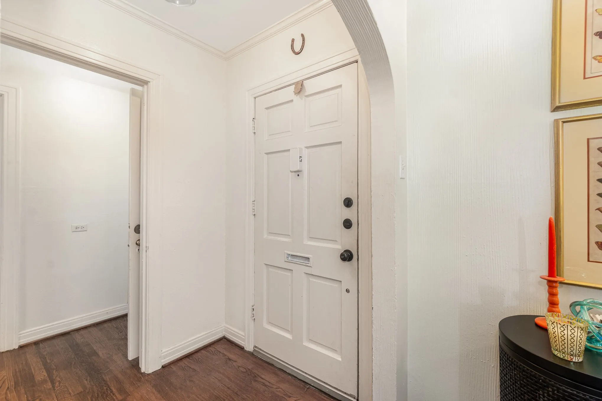 Single Family Residence For Rent in Dallas County , 4220 Lovers Lane, University Park, Texas 75225, 3 Bedroom, 2 Bathroom, Garage spaces, 1,754 Sqft, built in 1938, mls#21325441, Real Estate Agent in University Park, Homes For Rent in Dallas county, Homes For Rent in University Park, Realtor in University Park Texas, Real Estate Brokerage Independent Realty Texas, Luminita Cordes Realtor