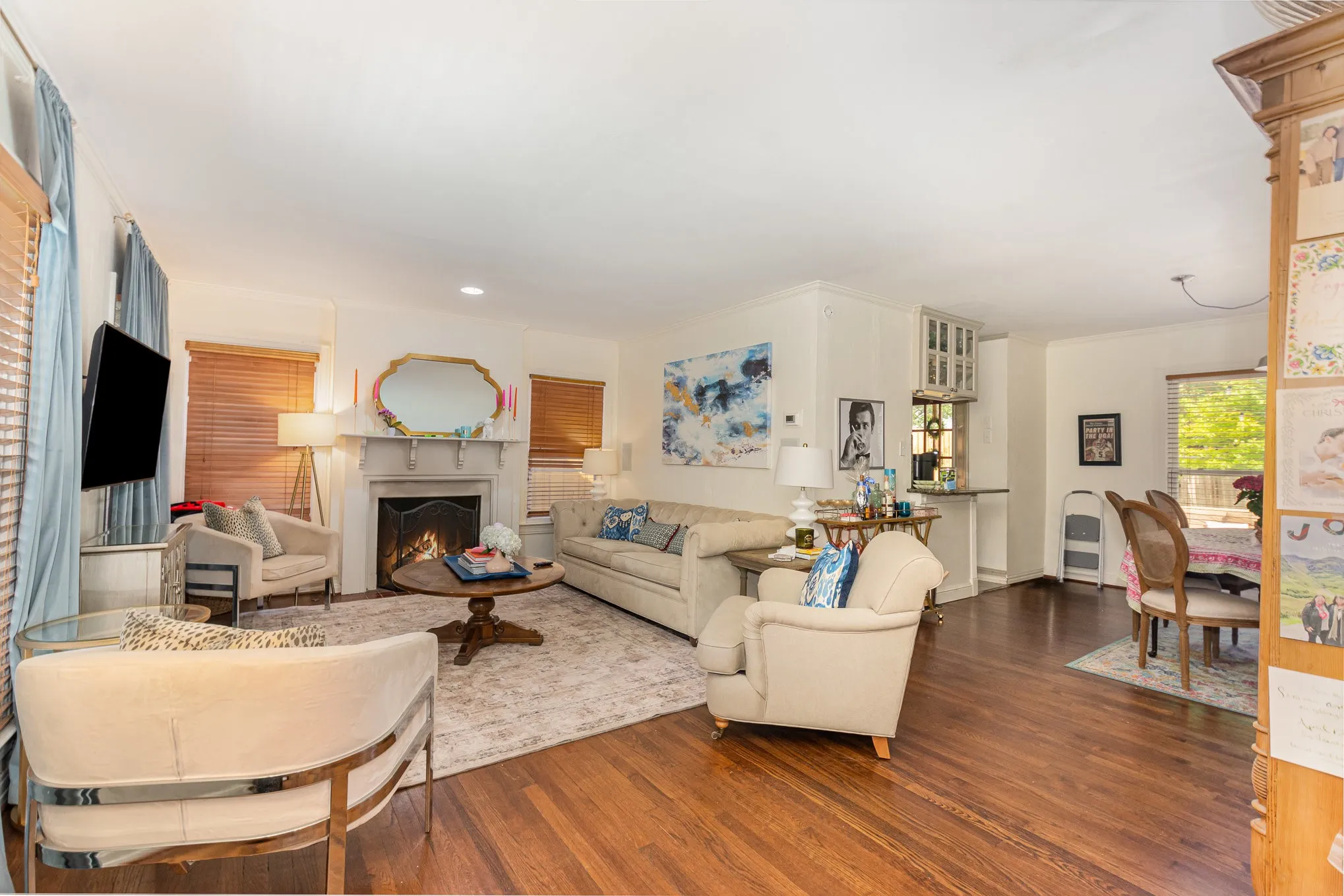 Single Family Residence For Rent in Dallas County , 4220 Lovers Lane, University Park, Texas 75225, 3 Bedroom, 2 Bathroom, Garage spaces, 1,754 Sqft, built in 1938, mls#21325441, Real Estate Agent in University Park, Homes For Rent in Dallas county, Homes For Rent in University Park, Realtor in University Park Texas, Real Estate Brokerage Independent Realty Texas, Luminita Cordes Realtor