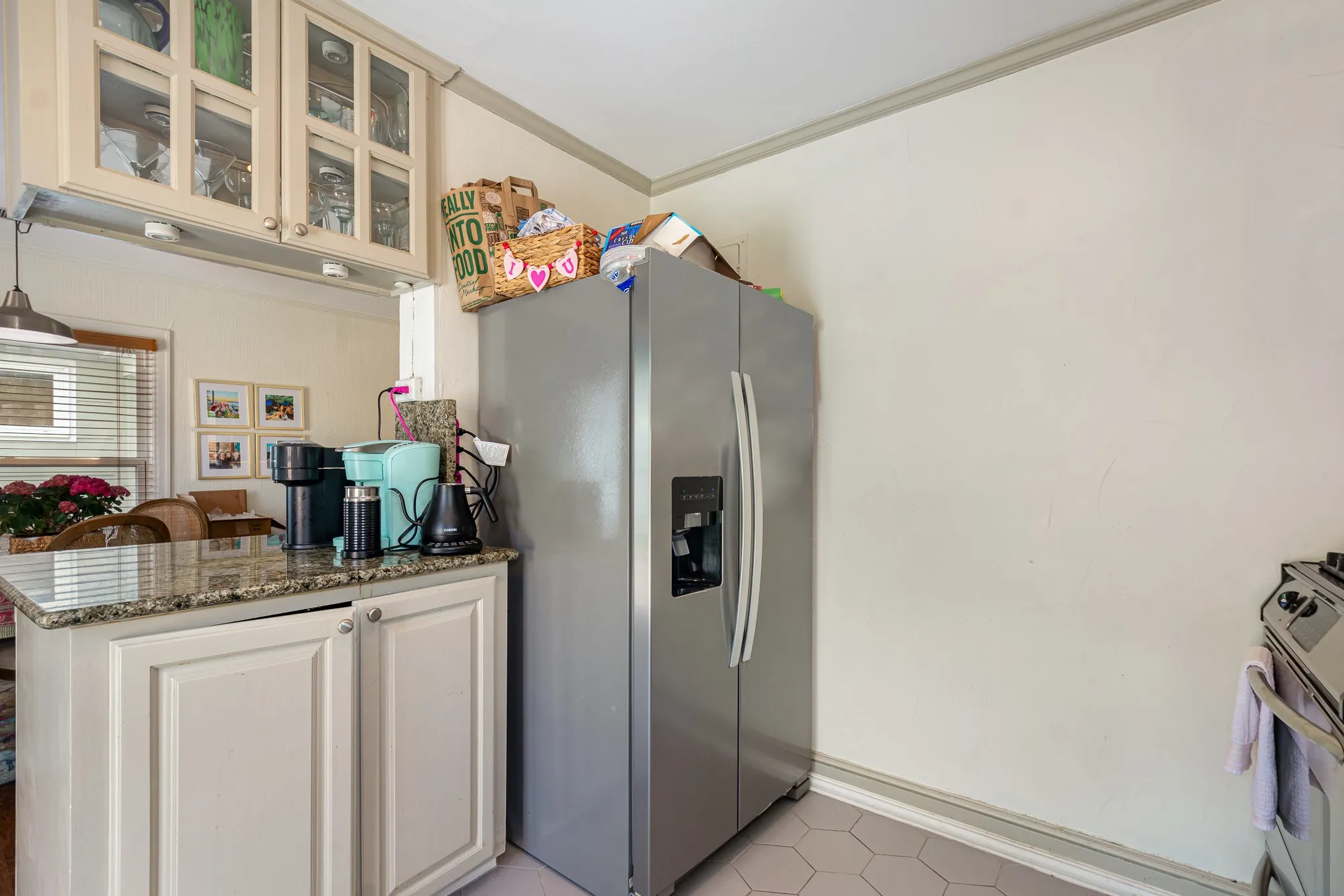 Single Family Residence For Rent in Dallas County , 4220 Lovers Lane, University Park, Texas 75225, 3 Bedroom, 2 Bathroom, Garage spaces, 1,754 Sqft, built in 1938, mls#21325441, Real Estate Agent in University Park, Homes For Rent in Dallas county, Homes For Rent in University Park, Realtor in University Park Texas, Real Estate Brokerage Independent Realty Texas, Luminita Cordes Realtor