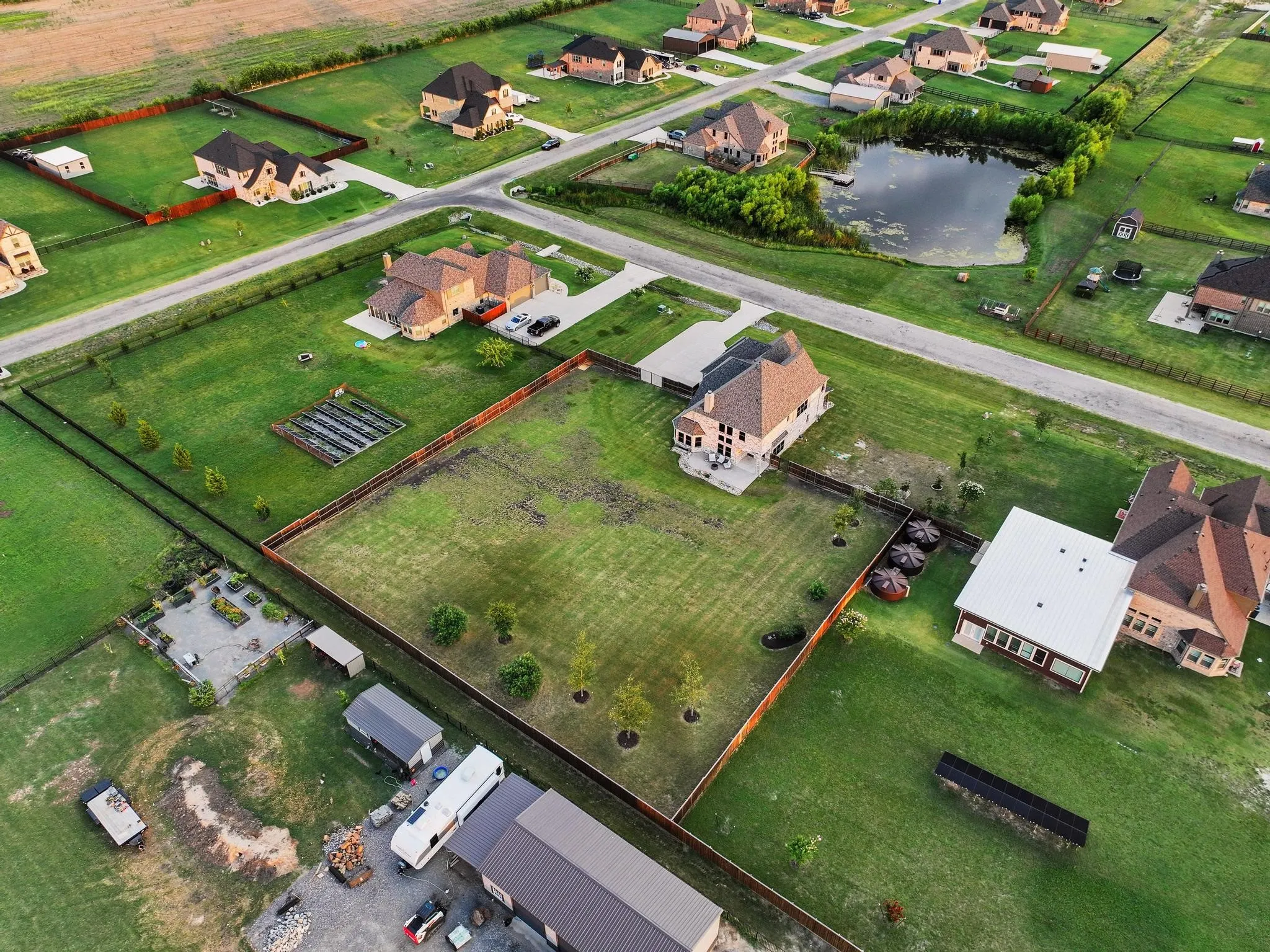Single Family Residence For Sale in Grayson County , 1314 Birch Street, Howe, Texas 75459, 4 Bedroom, 4 Bathroom, 6 Garage spaces, 2,716 Sqft, built in 2022, mls#21324870, Real Estate Agent in Howe, Homes For Sale in Grayson county, Homes For Sale in Howe, Realtor in Howe Texas, Real Estate Brokerage Independent Realty Texas, Luminita Cordes Realtor