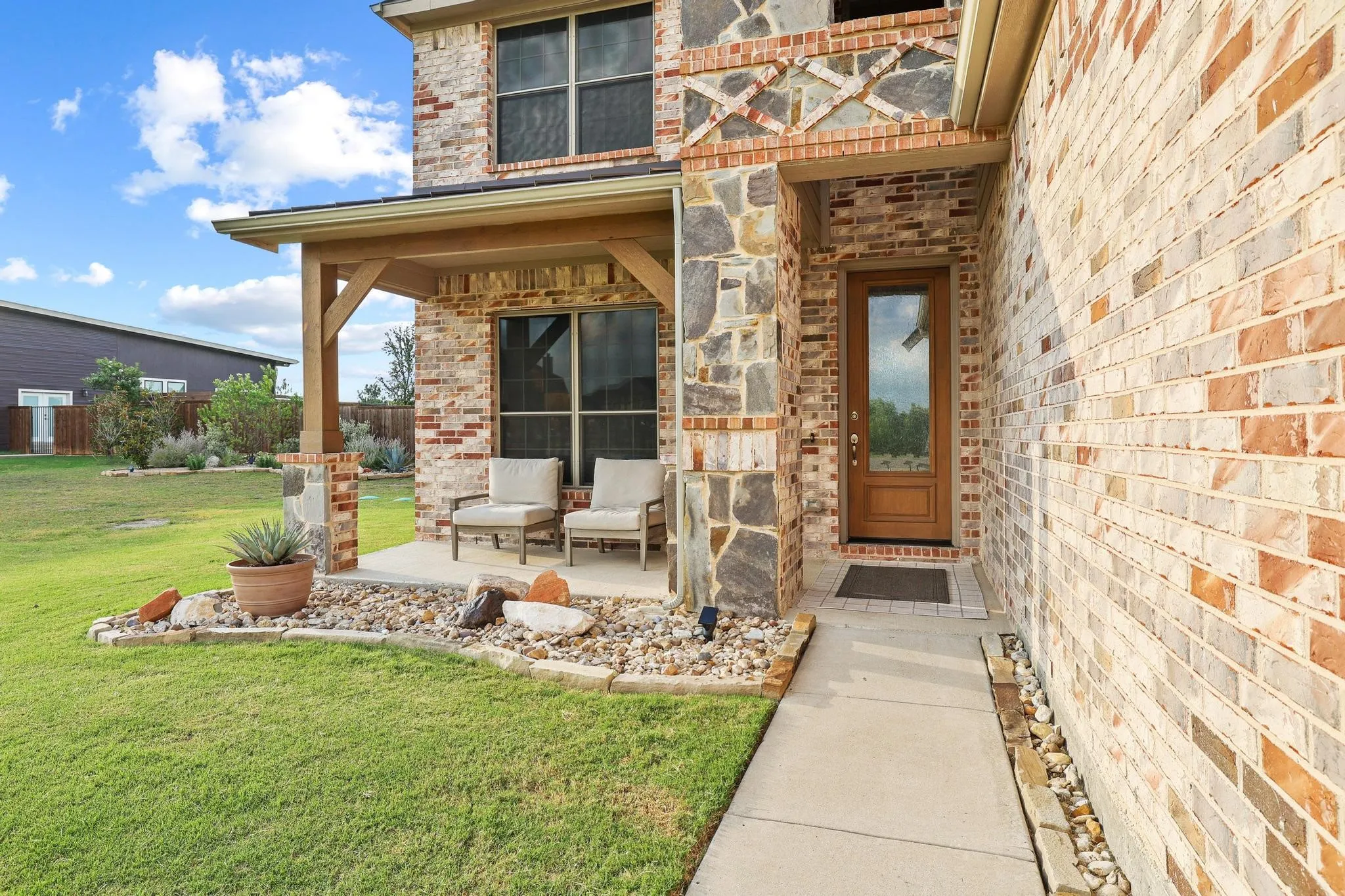 Single Family Residence For Sale in Grayson County , 1314 Birch Street, Howe, Texas 75459, 4 Bedroom, 4 Bathroom, 6 Garage spaces, 2,716 Sqft, built in 2022, mls#21324870, Real Estate Agent in Howe, Homes For Sale in Grayson county, Homes For Sale in Howe, Realtor in Howe Texas, Real Estate Brokerage Independent Realty Texas, Luminita Cordes Realtor