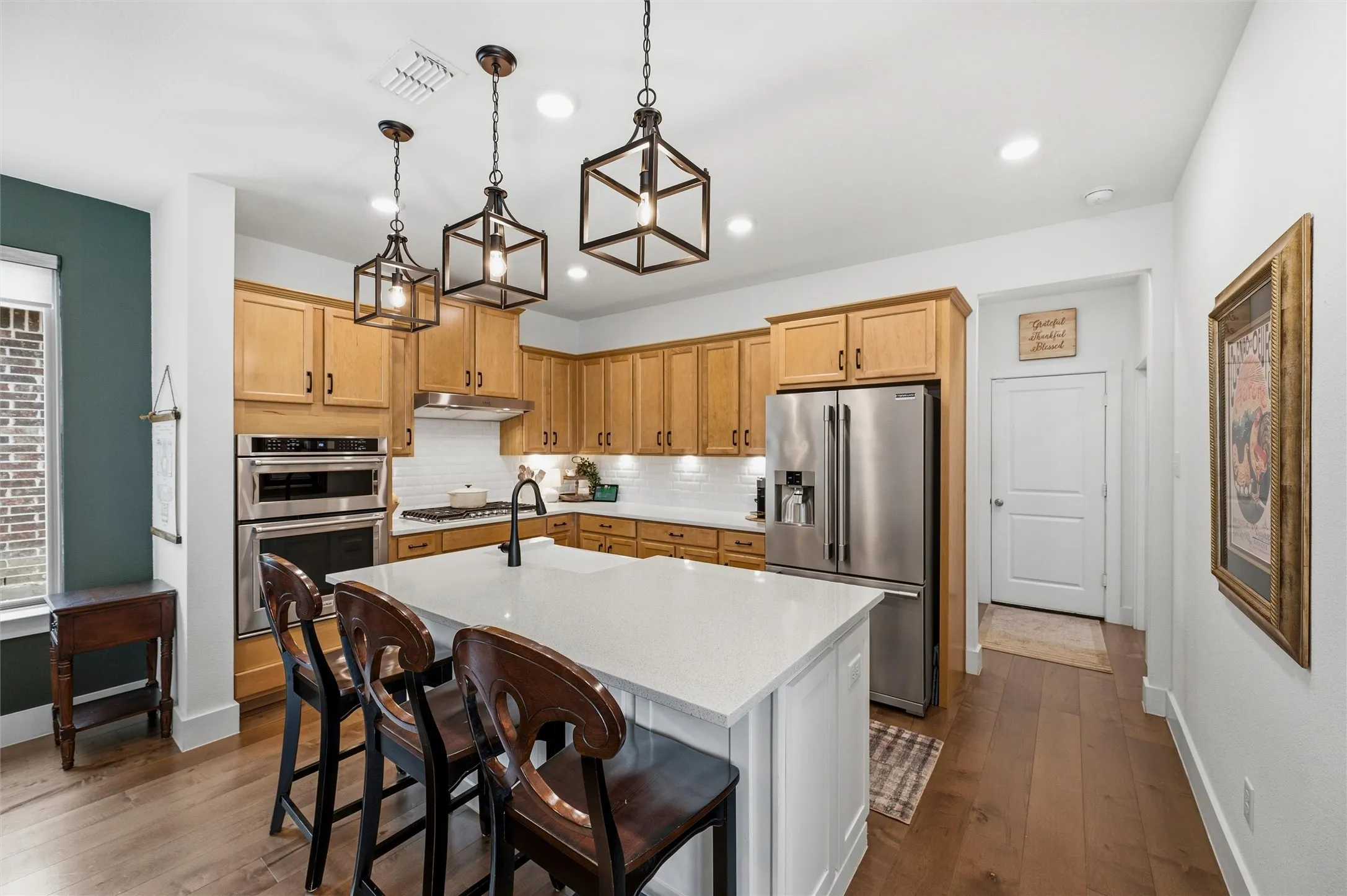 Single Family Residence For Sale in Denton County , 2437 Elm Place, Northlake, Texas 76247, 4 Bedroom, 3 Bathroom, 2 Garage spaces, 2,698 Sqft, built in 2020, mls#21316076, Real Estate Agent in Northlake, Homes For Sale in Denton county, Homes For Sale in Northlake, Realtor in Northlake Texas, Real Estate Brokerage Independent Realty Texas, Luminita Cordes Realtor