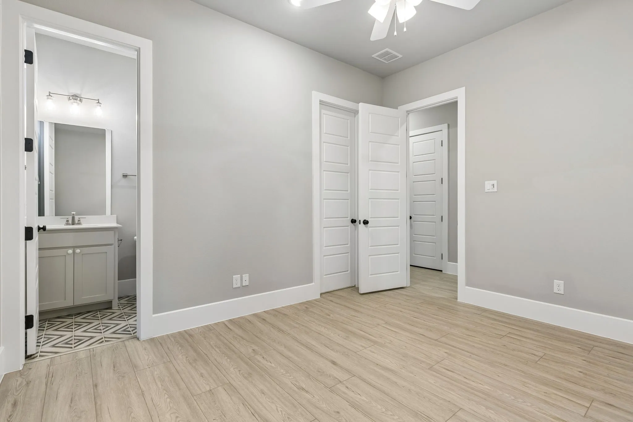 Single Family Residence For Rent in Denton County , 4630 Summerville Lane, Prosper, Texas 75078, 4 Bedroom, 6 Bathroom, 3 Garage spaces, 3,854 Sqft, built in 2022, mls#21325446, Real Estate Agent in Prosper, Homes For Rent in Denton county, Homes For Rent in Prosper, Realtor in Prosper Texas, Real Estate Brokerage Independent Realty Texas, Luminita Cordes Realtor