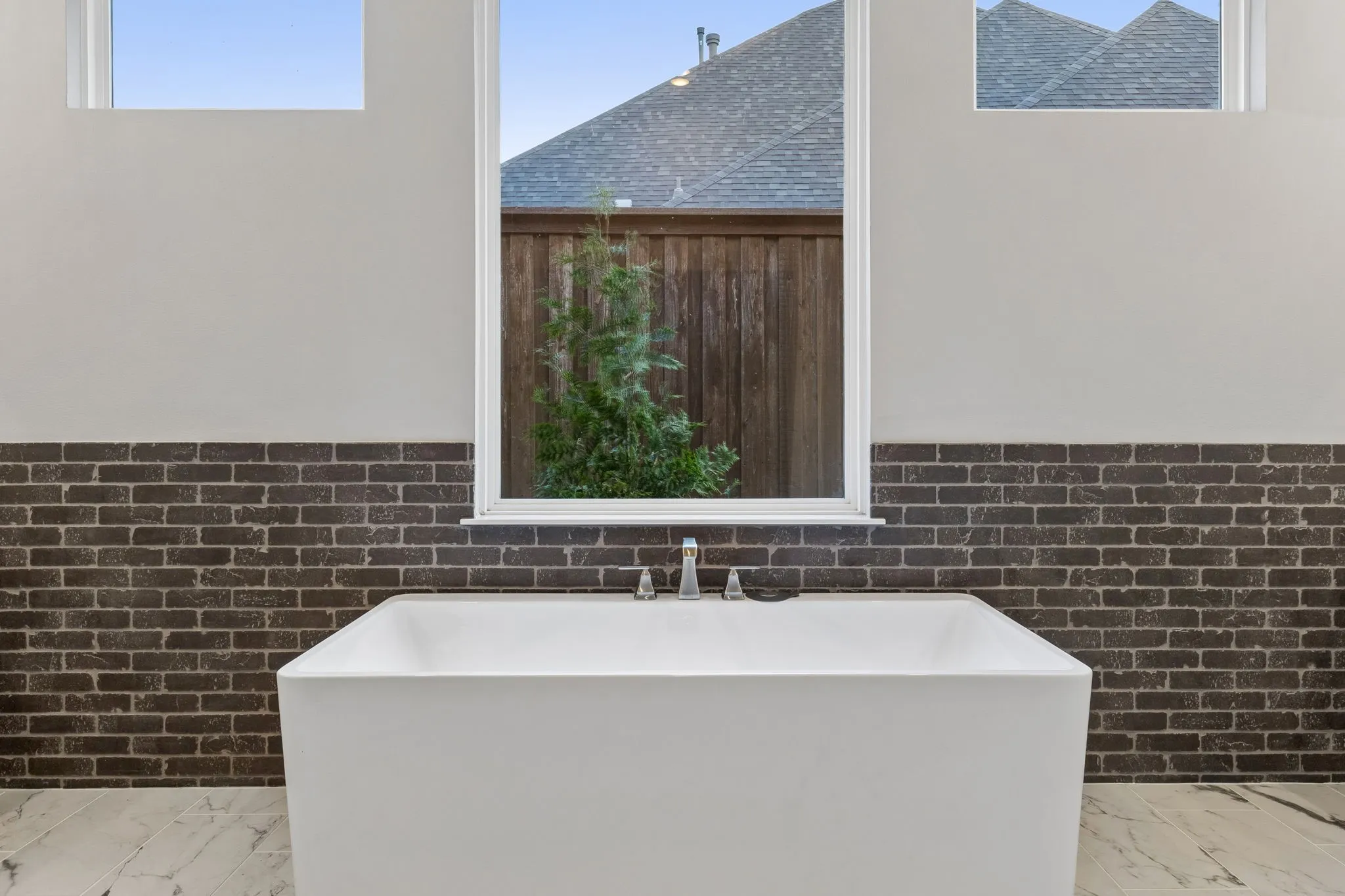 Single Family Residence For Rent in Denton County , 4630 Summerville Lane, Prosper, Texas 75078, 4 Bedroom, 6 Bathroom, 3 Garage spaces, 3,854 Sqft, built in 2022, mls#21325446, Real Estate Agent in Prosper, Homes For Rent in Denton county, Homes For Rent in Prosper, Realtor in Prosper Texas, Real Estate Brokerage Independent Realty Texas, Luminita Cordes Realtor