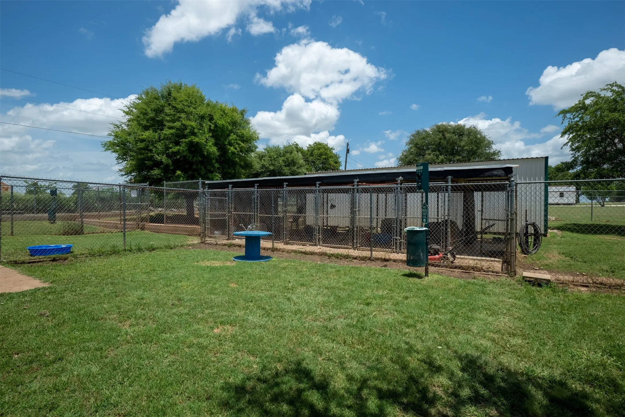 Outdoor Kennels