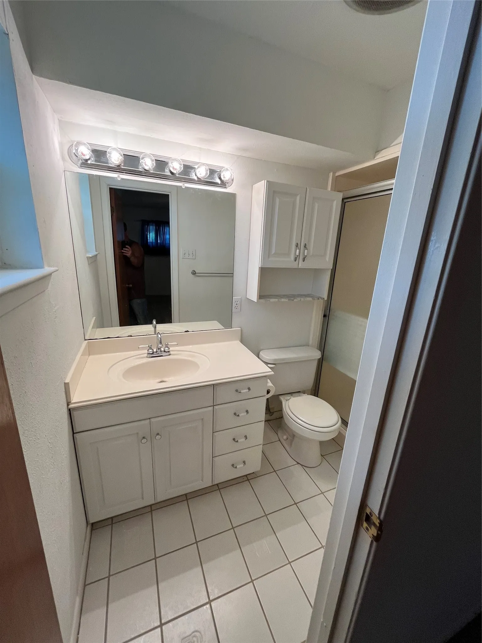 Single Family Residence For Sale in Rains County , 110 Circle Drive, Point, Texas 75472, 3 Bedroom, 2 Bathroom, 2 Garage spaces, 1,428 Sqft, built in 1970, mls#21295344, Real Estate Agent in Point, Homes For Sale in Rains county, Homes For Sale in Point, Realtor in Point Texas, Real Estate Brokerage Independent Realty Texas, Luminita Cordes Realtor