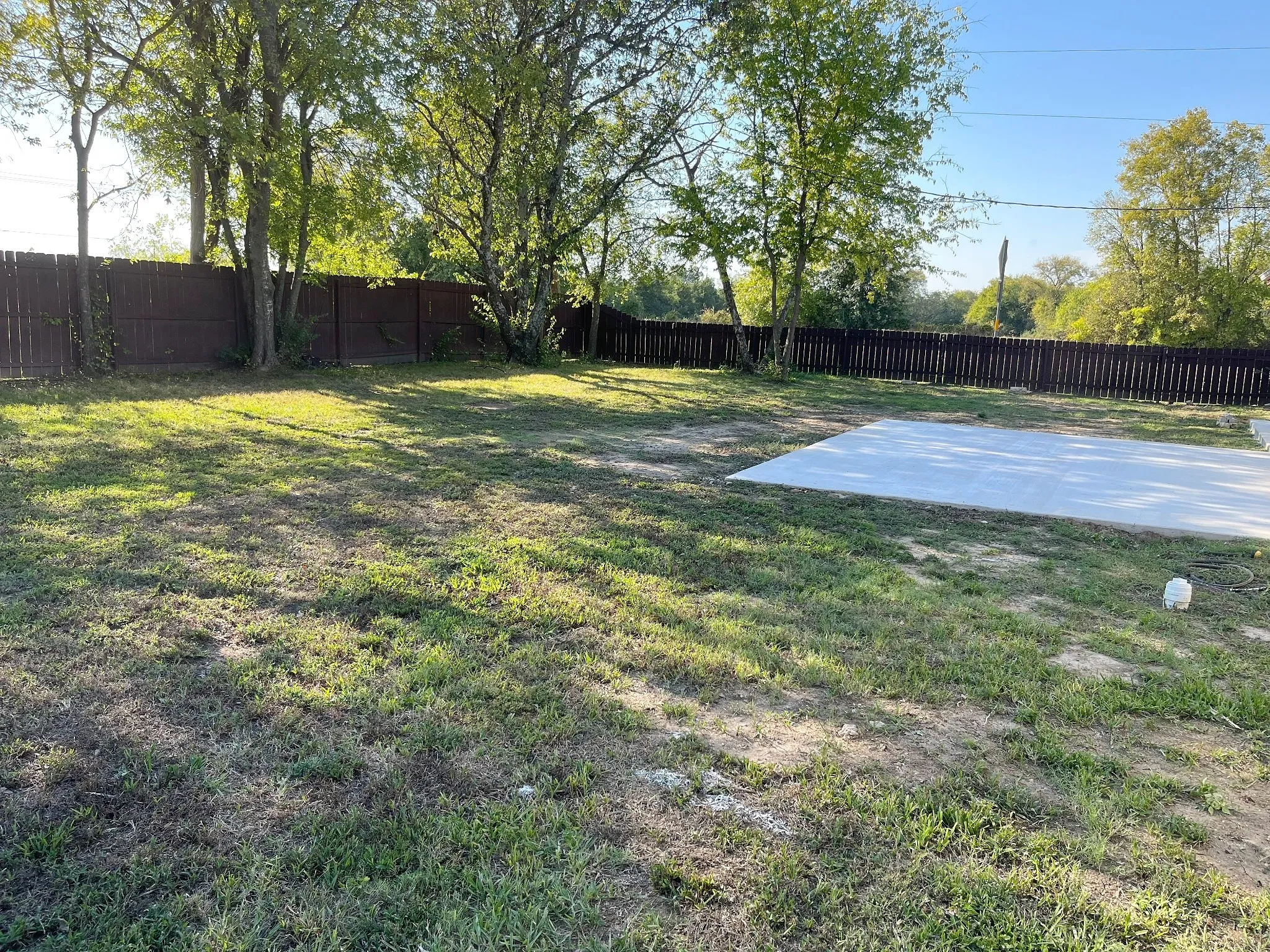 Single Family Residence For Sale in Rains County , 110 Circle Drive, Point, Texas 75472, 3 Bedroom, 2 Bathroom, 2 Garage spaces, 1,428 Sqft, built in 1970, mls#21295344, Real Estate Agent in Point, Homes For Sale in Rains county, Homes For Sale in Point, Realtor in Point Texas, Real Estate Brokerage Independent Realty Texas, Luminita Cordes Realtor