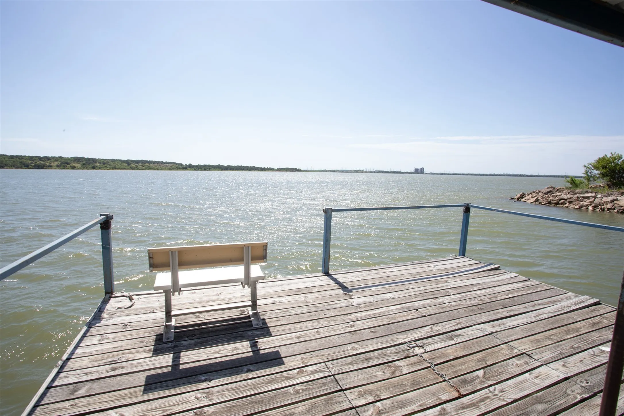 Single Family Residence For Sale in Young County , 1430 Point Road, Graham, Texas 76450, 2 Bedroom, 2 Bathroom, 1 Garage spaces, 2,257 Sqft, built in 1970, mls#21322807, Real Estate Agent in Graham, Homes For Sale in Young county, Homes For Sale in Graham, Realtor in Graham Texas, Real Estate Brokerage Independent Realty Texas, Luminita Cordes Realtor