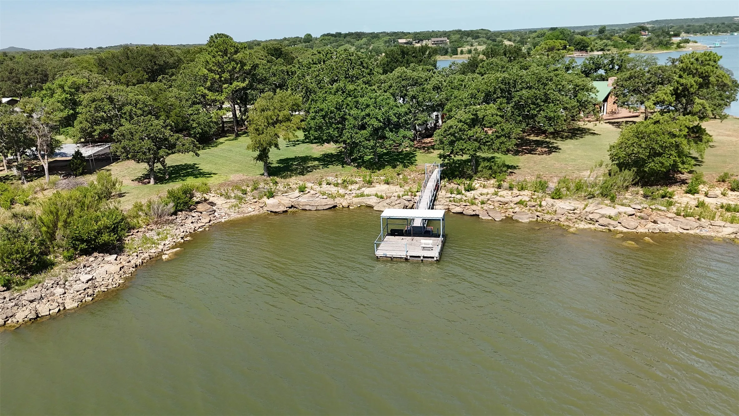 Single Family Residence For Sale in Young County , 1430 Point Road, Graham, Texas 76450, 2 Bedroom, 2 Bathroom, 1 Garage spaces, 2,257 Sqft, built in 1970, mls#21322807, Real Estate Agent in Graham, Homes For Sale in Young county, Homes For Sale in Graham, Realtor in Graham Texas, Real Estate Brokerage Independent Realty Texas, Luminita Cordes Realtor