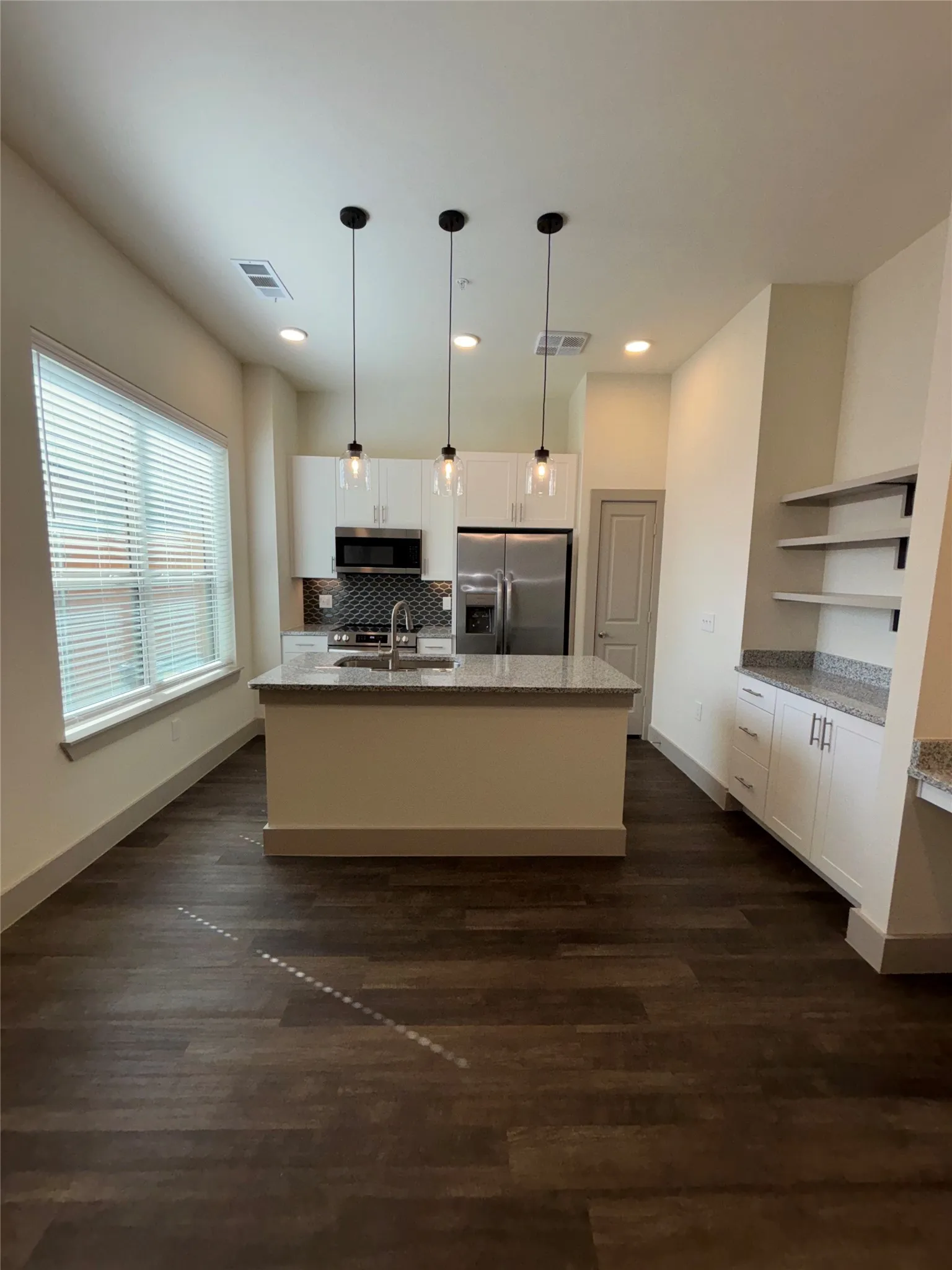 Single Family Residence For Rent in Denton County , 2036 Oak Grove 137B, Aubrey, Texas 76227, 1 Bedroom, 1 Bathroom, Garage spaces, 766 Sqft, built in 2025, mls#21325507, Real Estate Agent in Aubrey, Homes For Rent in Denton county, Homes For Rent in Aubrey, Realtor in Aubrey Texas, Real Estate Brokerage Independent Realty Texas, Luminita Cordes Realtor
