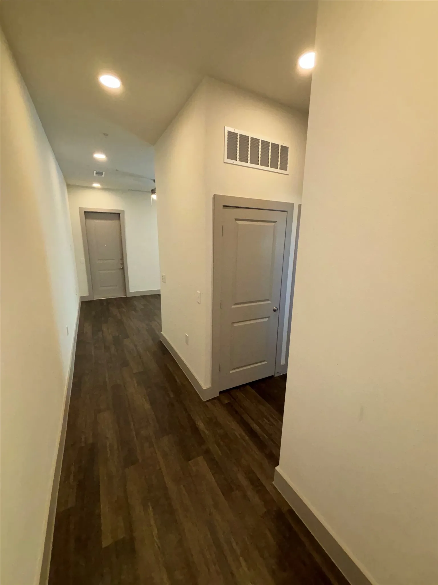 Single Family Residence For Rent in Denton County , 2036 Oak Grove 137B, Aubrey, Texas 76227, 1 Bedroom, 1 Bathroom, Garage spaces, 766 Sqft, built in 2025, mls#21325507, Real Estate Agent in Aubrey, Homes For Rent in Denton county, Homes For Rent in Aubrey, Realtor in Aubrey Texas, Real Estate Brokerage Independent Realty Texas, Luminita Cordes Realtor