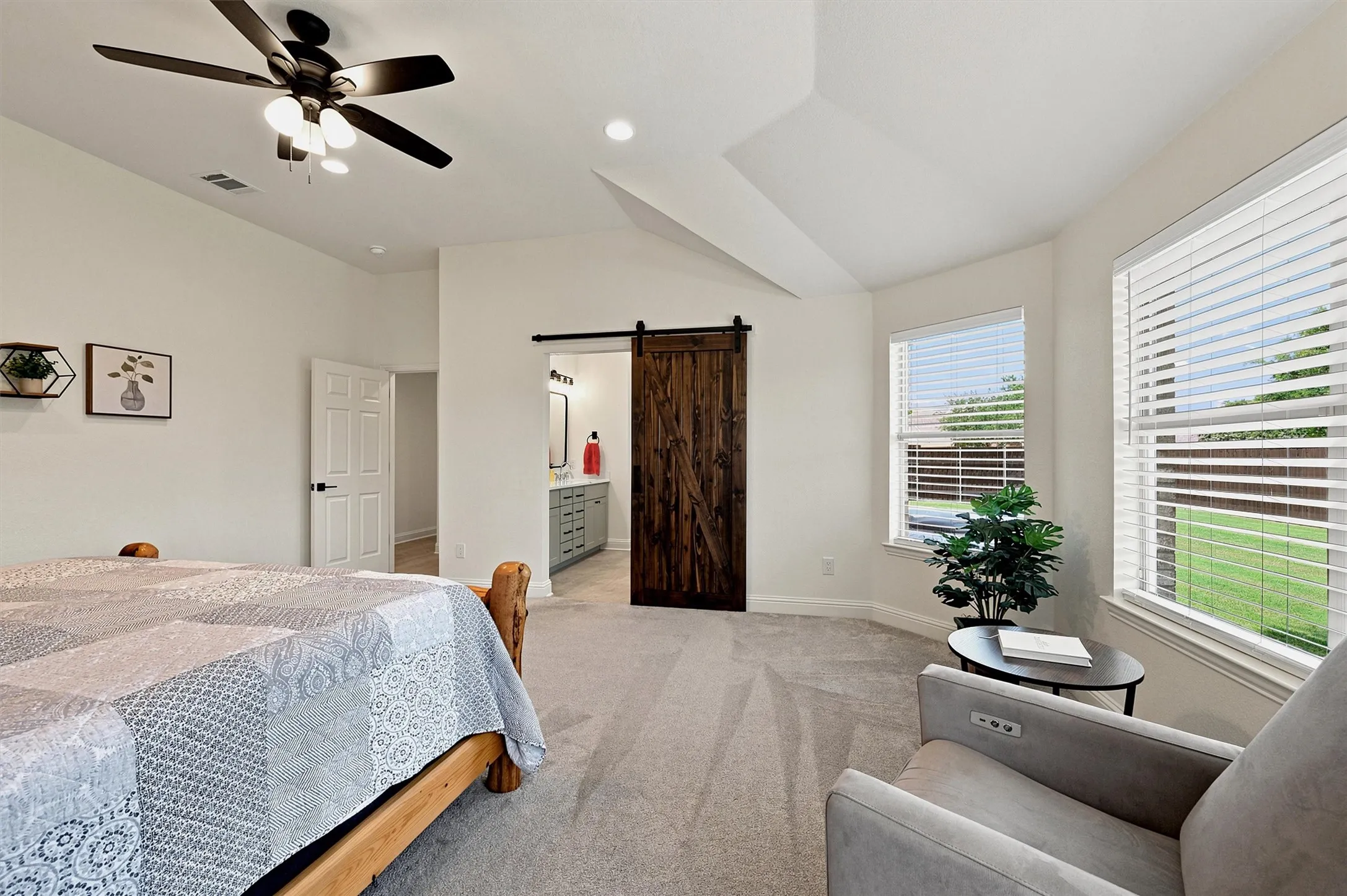 Single Family Residence For Sale in Collin County , 1341 Cedar Lake Drive, Prosper, Texas 75078, 4 Bedroom, 2 Bathroom, 3 Garage spaces, 2,818 Sqft, built in 2005, mls#21325475, Real Estate Agent in Prosper, Homes For Sale in Collin county, Homes For Sale in Prosper, Realtor in Prosper Texas, Real Estate Brokerage Independent Realty Texas, Luminita Cordes Realtor
