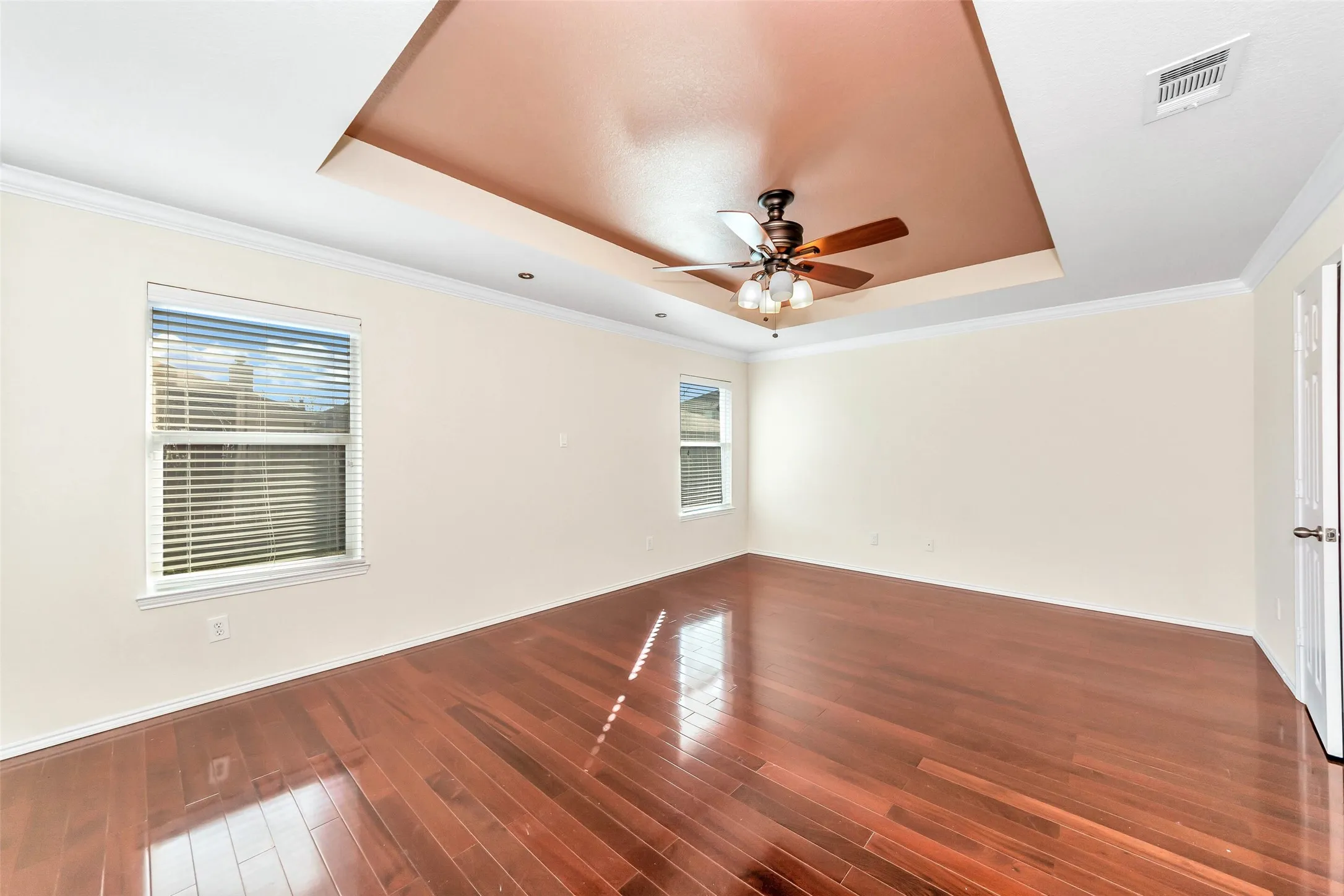 Single Family Residence For Rent in Tarrant County , 12644 Harvest Grove Drive, Fort Worth, Texas 76244, 4 Bedroom, 2 Bathroom, 2 Garage spaces, 2,105 Sqft, built in 2008, mls#21325506, Real Estate Agent in Fort Worth, Homes For Rent in Tarrant county, Homes For Rent in Fort Worth, Realtor in Fort Worth Texas, Real Estate Brokerage Independent Realty Texas, Luminita Cordes Realtor